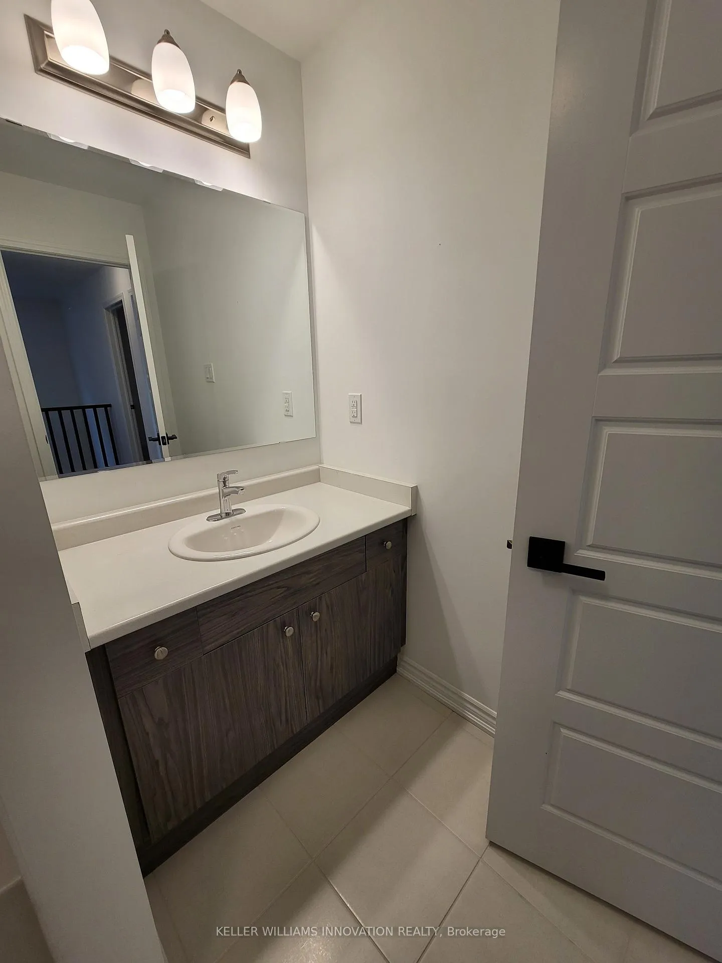 Photo 11 of 34 Routley Street, Kitchener — HOMEH