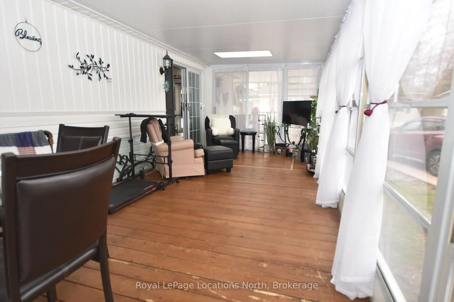 Photo 19 of 20 Topaz Street W, Wasaga Beach — HOMEH