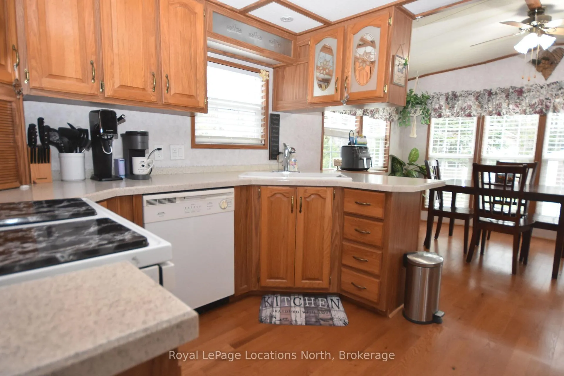 Photo 31 of 20 Topaz Street W, Wasaga Beach — HOMEH