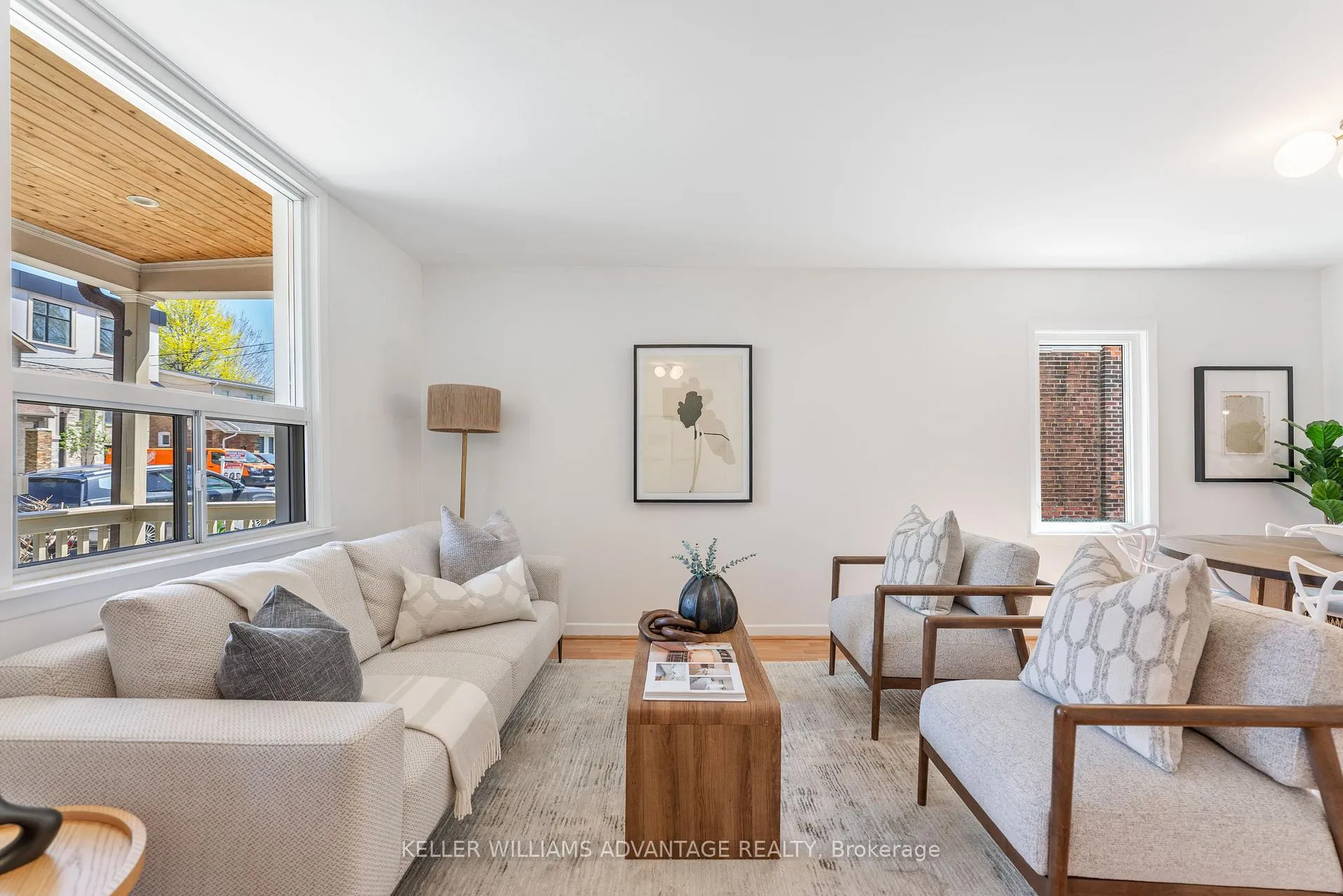Photo 5 of 60 Wayland Avenue, Toronto, East End-Danforth — HOMEH