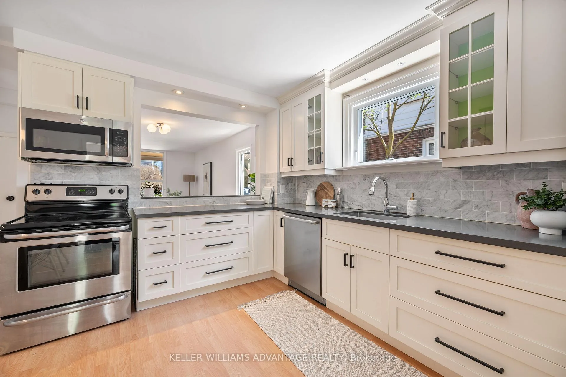 Photo 10 of 60 Wayland Avenue, Toronto, East End-Danforth — HOMEH