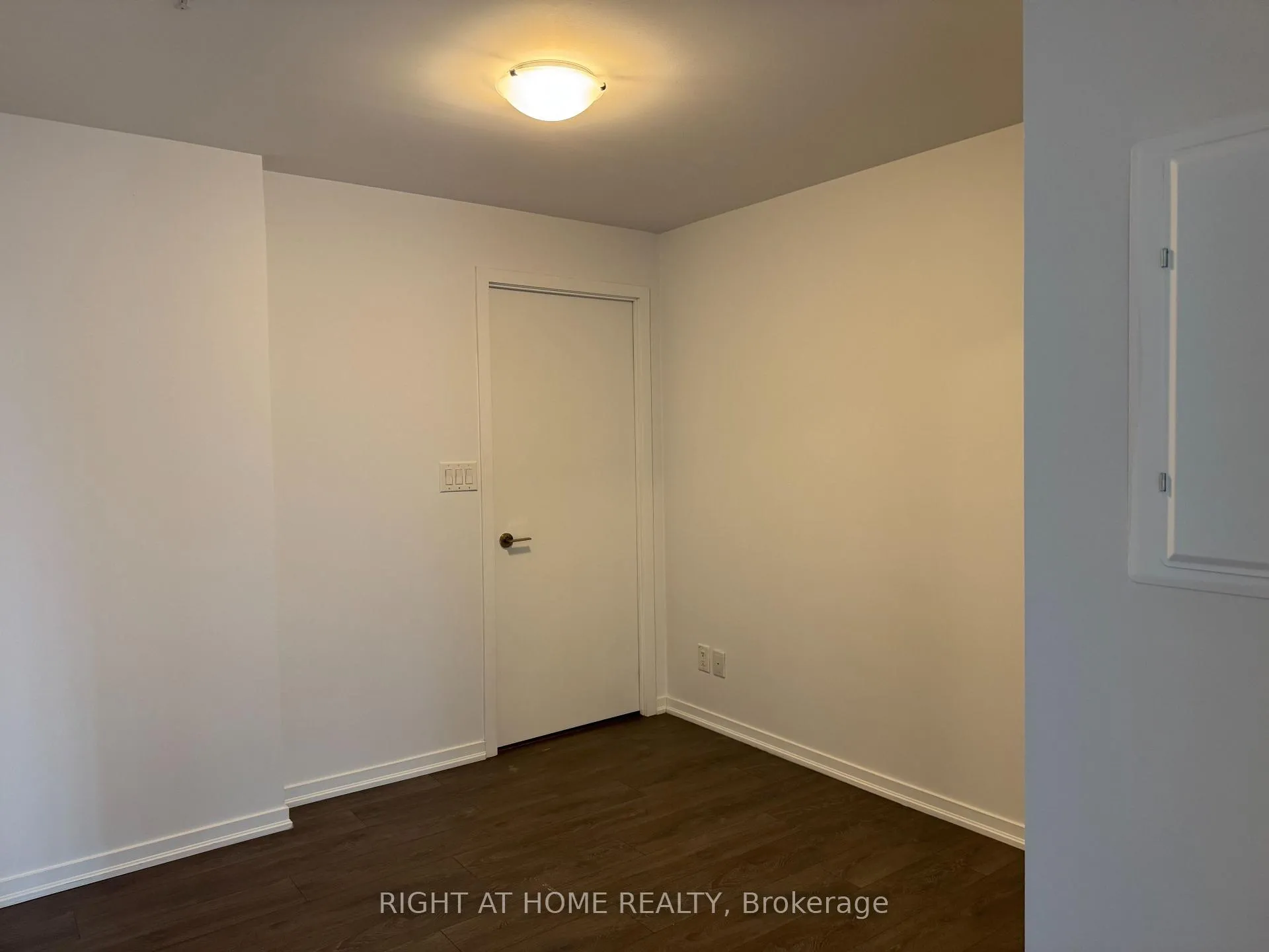 Photo 5 of Unit 1227, 68 Abell Street, Toronto, Little Portugal — HOMEH