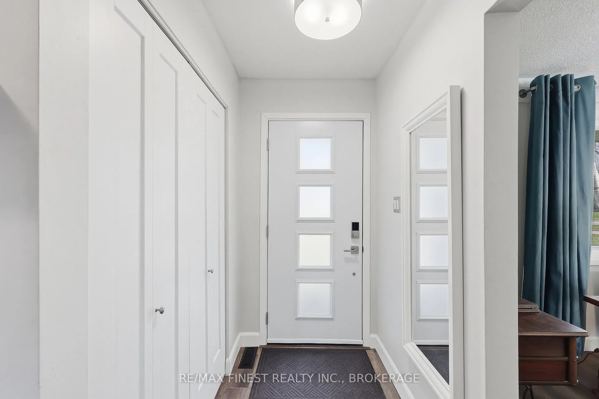 Photo 5 of 699 Wembly Place, Kingston, South of Taylor-Kidd Blvd — HOMEH