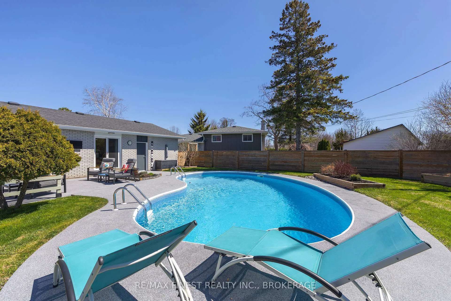 Photo 42 of 699 Wembly Place, Kingston, South of Taylor-Kidd Blvd — HOMEH