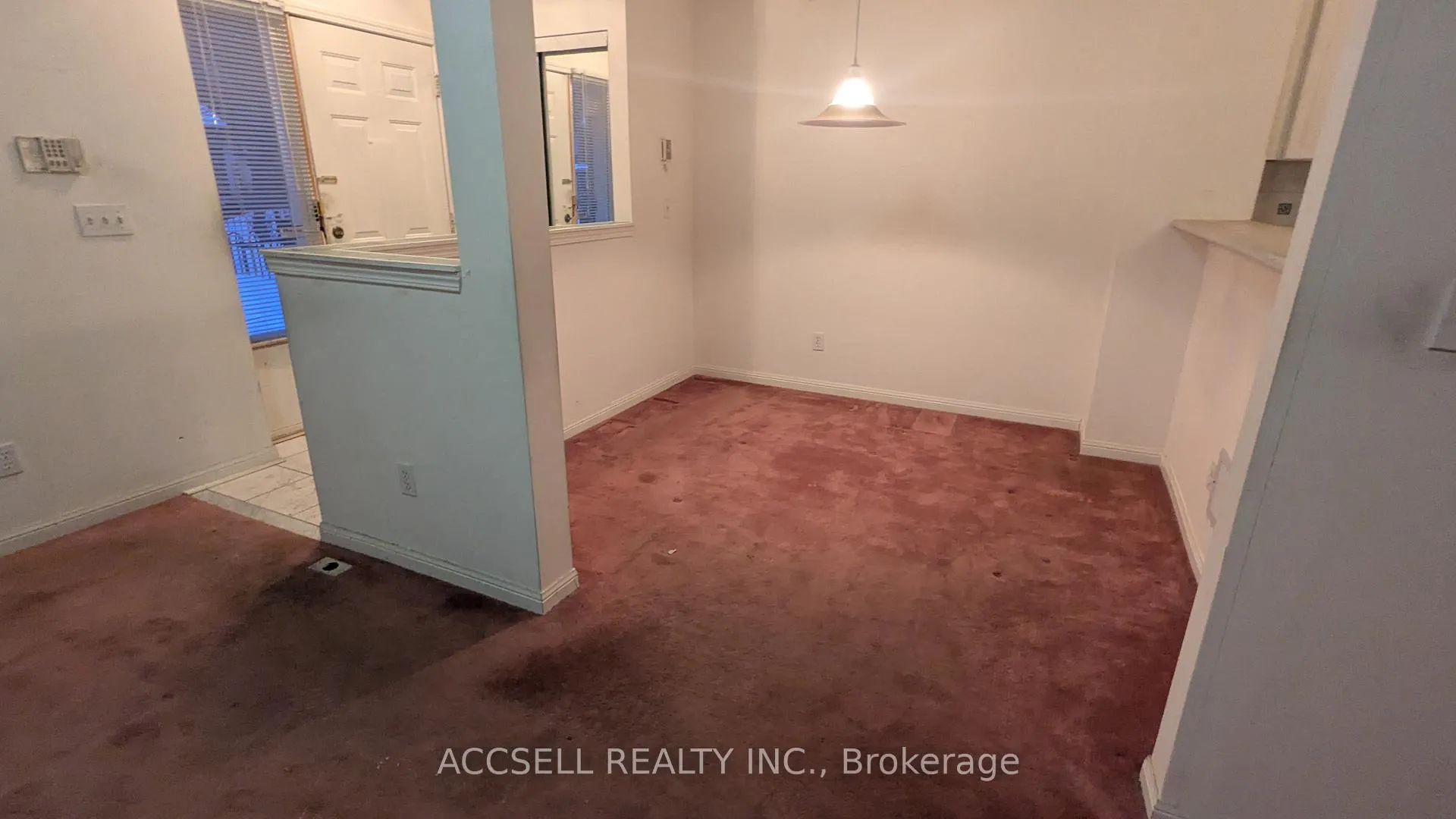 Photo 6 of Unit 13, 20 St Moritz Way, Markham, Unionville — HOMEH