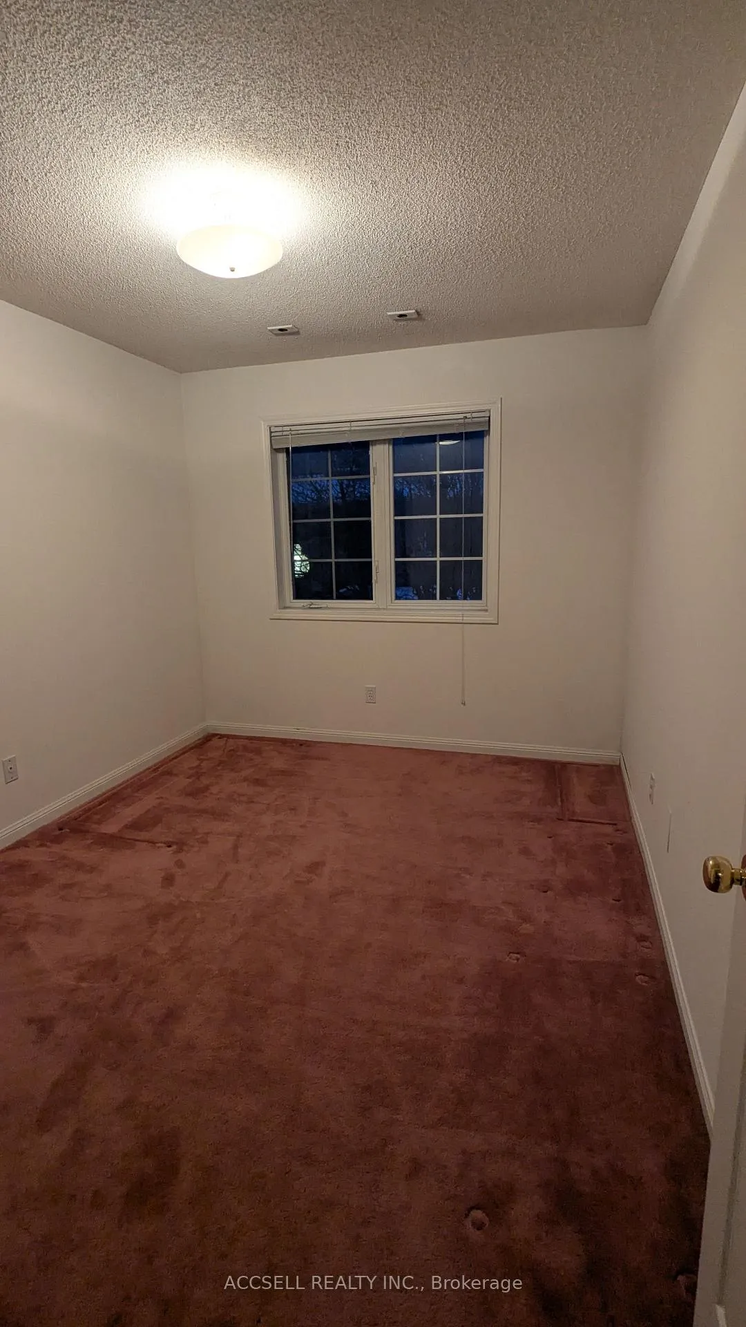 Photo 11 of Unit 13, 20 St Moritz Way, Markham, Unionville — HOMEH