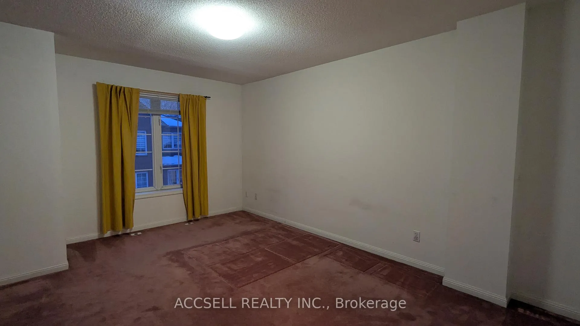 Photo 12 of Unit 13, 20 St Moritz Way, Markham, Unionville — HOMEH