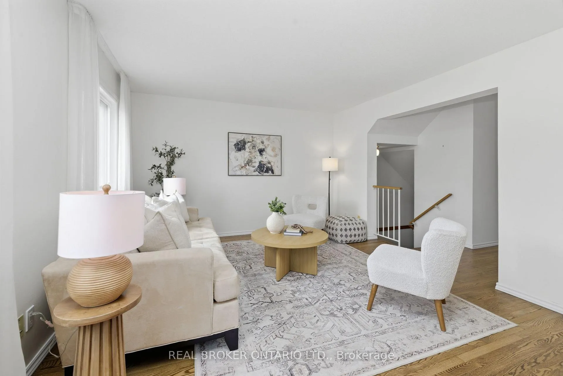 Photo 11 of 36 Castlegreen Private, Ottawa, Hunt Club Park/Greenboro — HOMEH