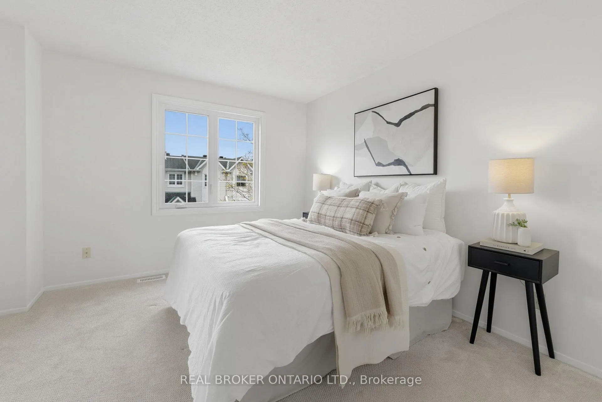 Photo 14 of 36 Castlegreen Private, Ottawa, Hunt Club Park/Greenboro — HOMEH