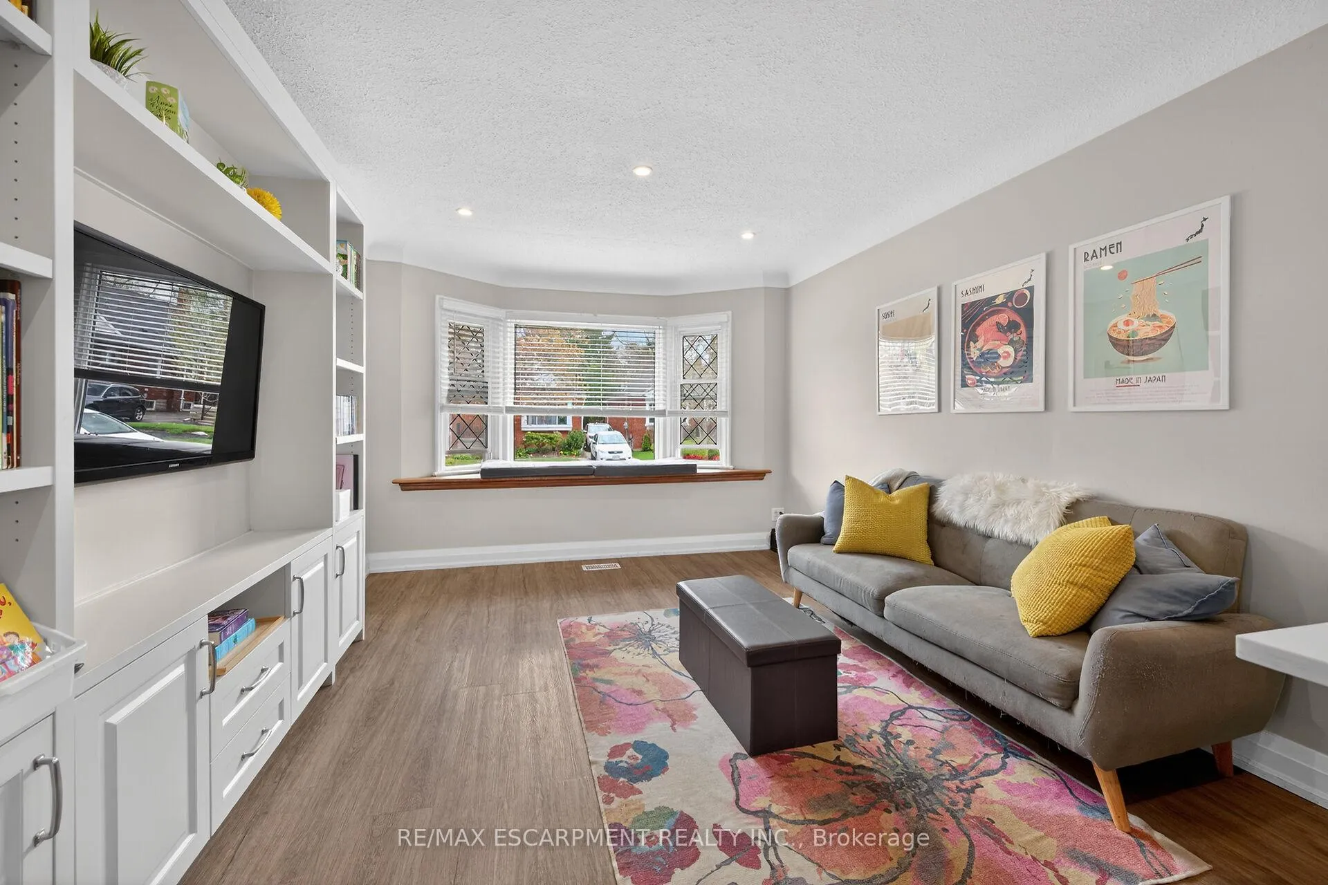 Photo 6 of 225 Bond Street, Hamilton, Westdale — HOMEH