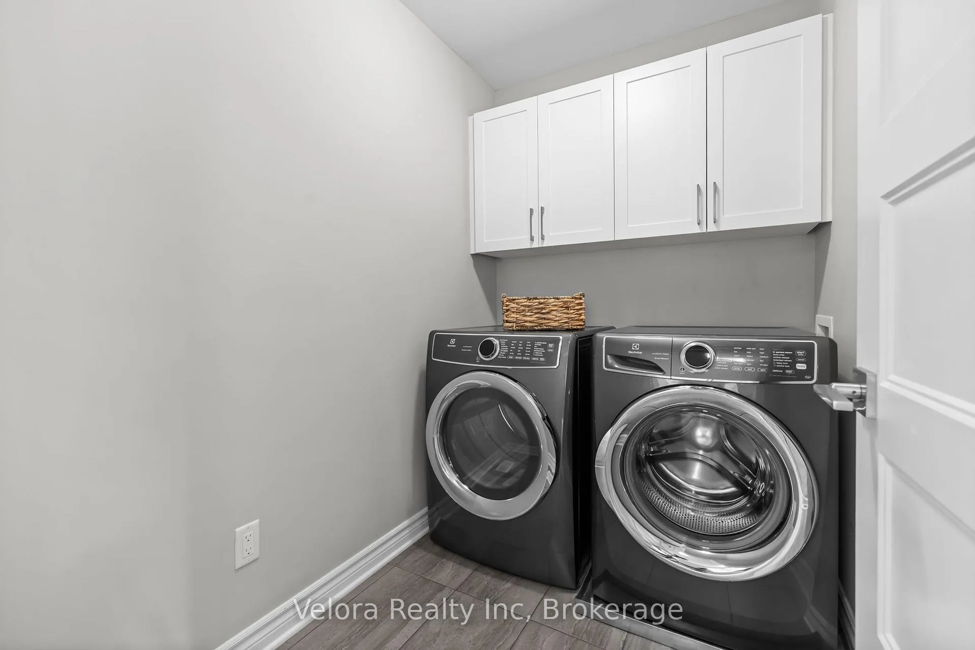 Photo 26 of 821 Indica Street, Ottawa, Stittsville (North) — HOMEH