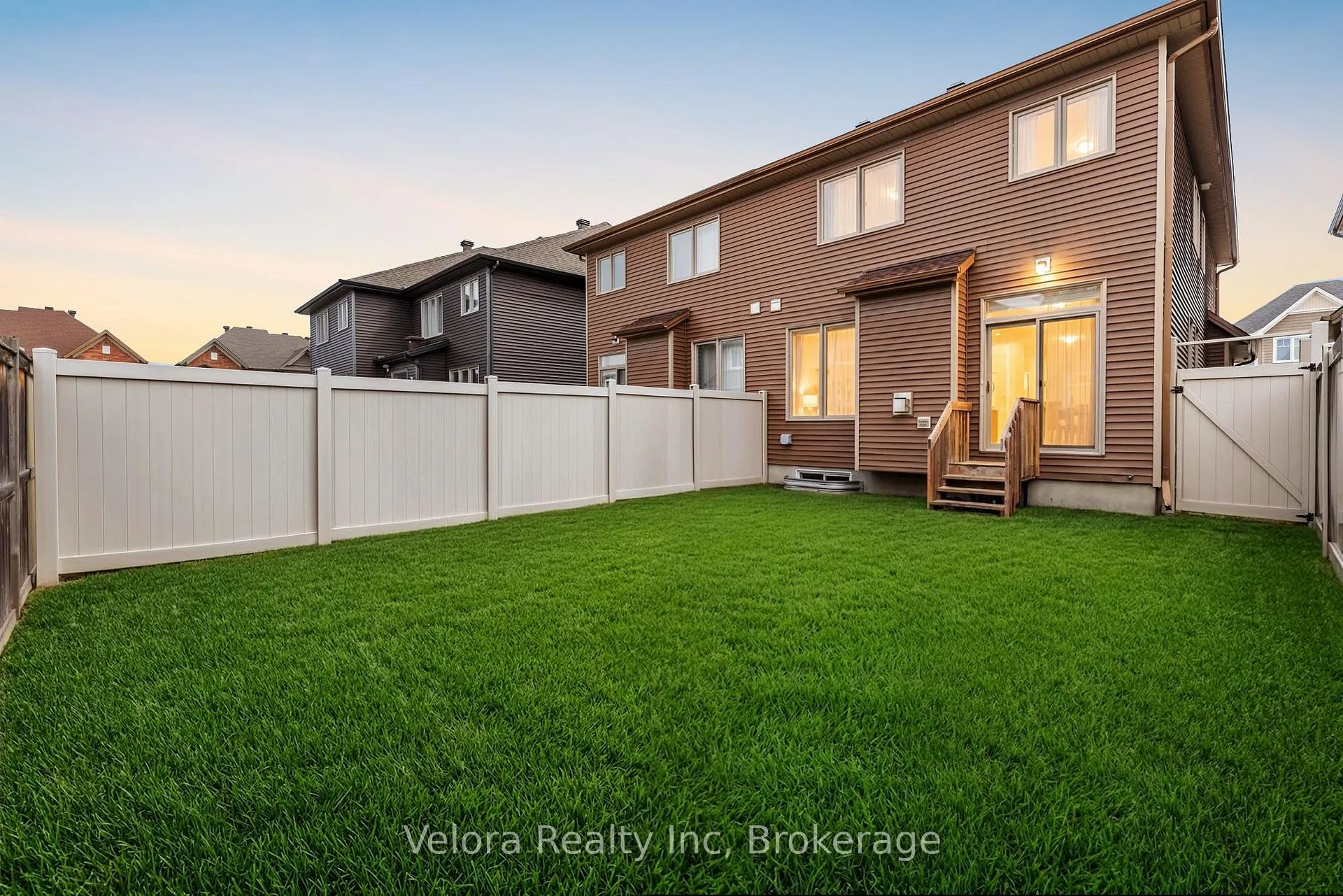 Photo 38 of 821 Indica Street, Ottawa, Stittsville (North) — HOMEH