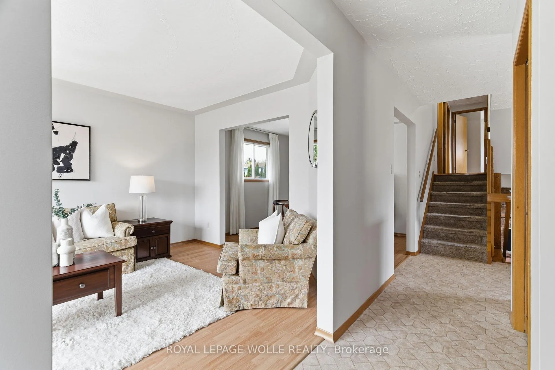 Photo 9 of 118 Deerberry Place, Waterloo — HOMEH