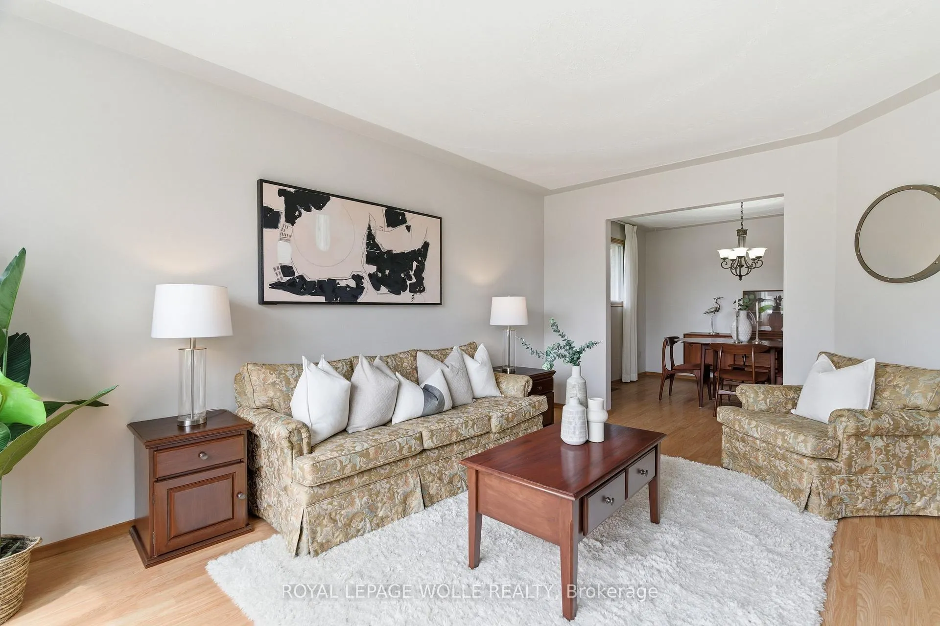 Photo 11 of 118 Deerberry Place, Waterloo — HOMEH