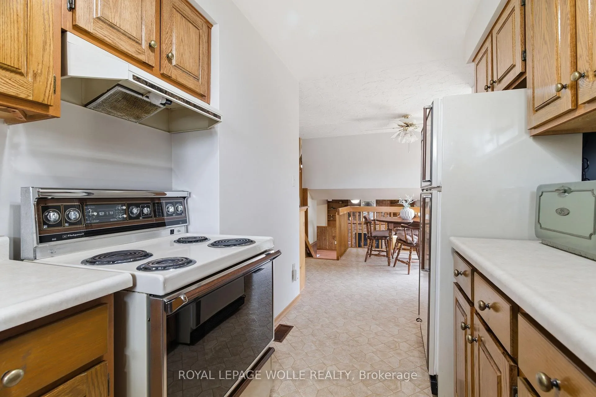 Photo 19 of 118 Deerberry Place, Waterloo — HOMEH
