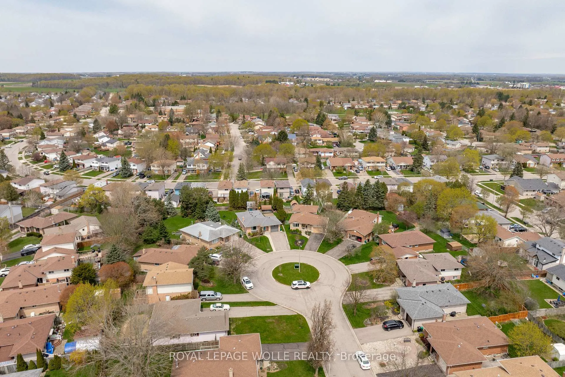 Photo 46 of 118 Deerberry Place, Waterloo — HOMEH