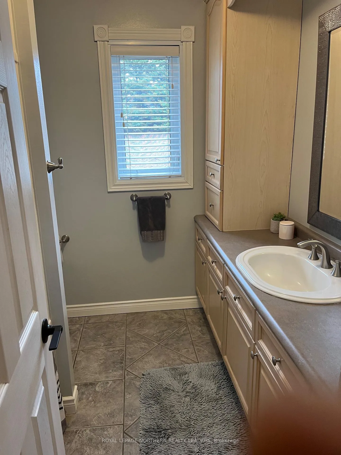 Photo 15 of 450 Dalton Road, Timmins, TS - Dalton — HOMEH