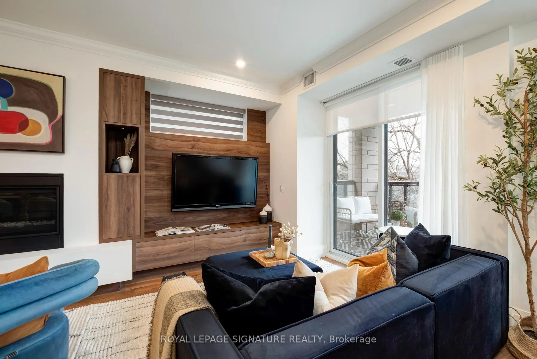 Photo 13 of Unit 303, 285 Avenue Road, Toronto, The Annex — HOMEH