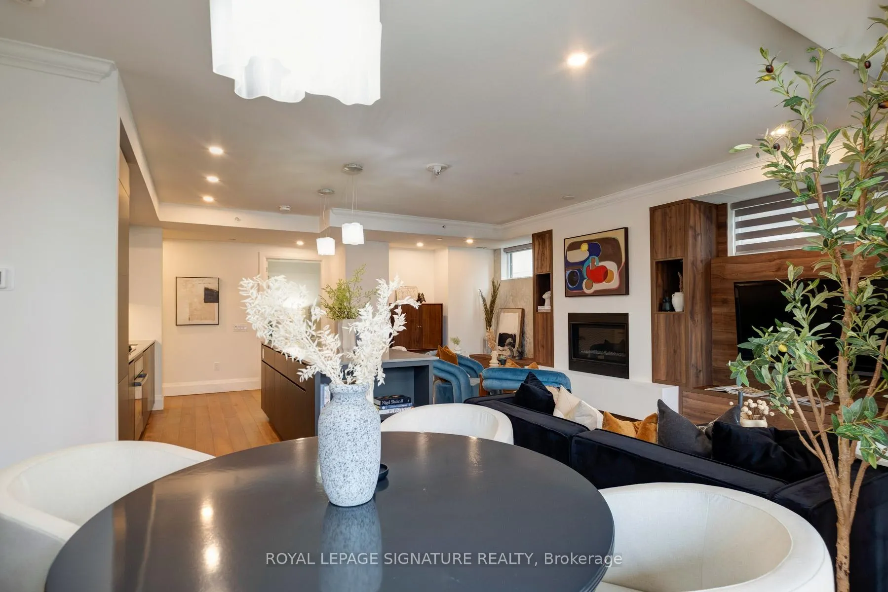 Photo 18 of Unit 303, 285 Avenue Road, Toronto, The Annex — HOMEH