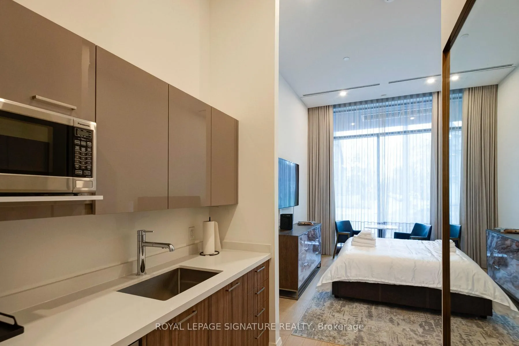 Photo 44 of Unit 303, 285 Avenue Road, Toronto, The Annex — HOMEH