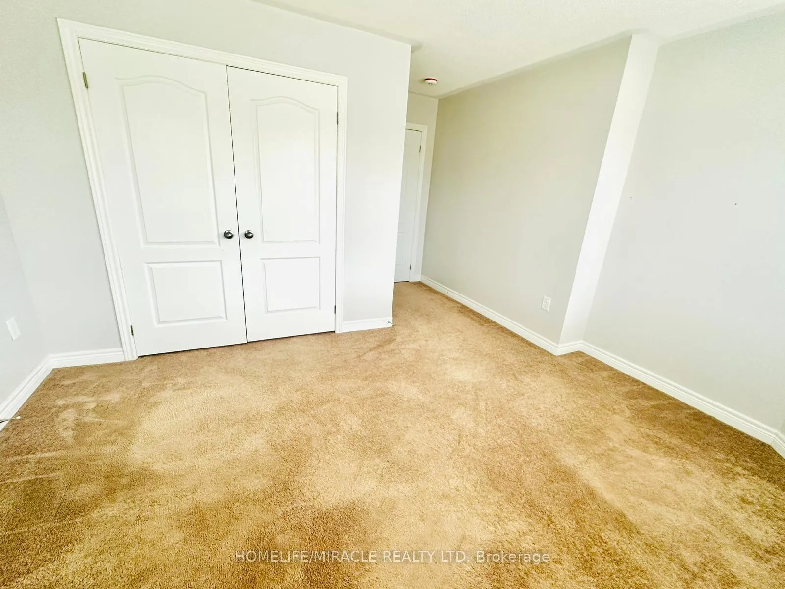 Photo 15 of 103 William Fair Drive, Clarington, Bowmanville — HOMEH