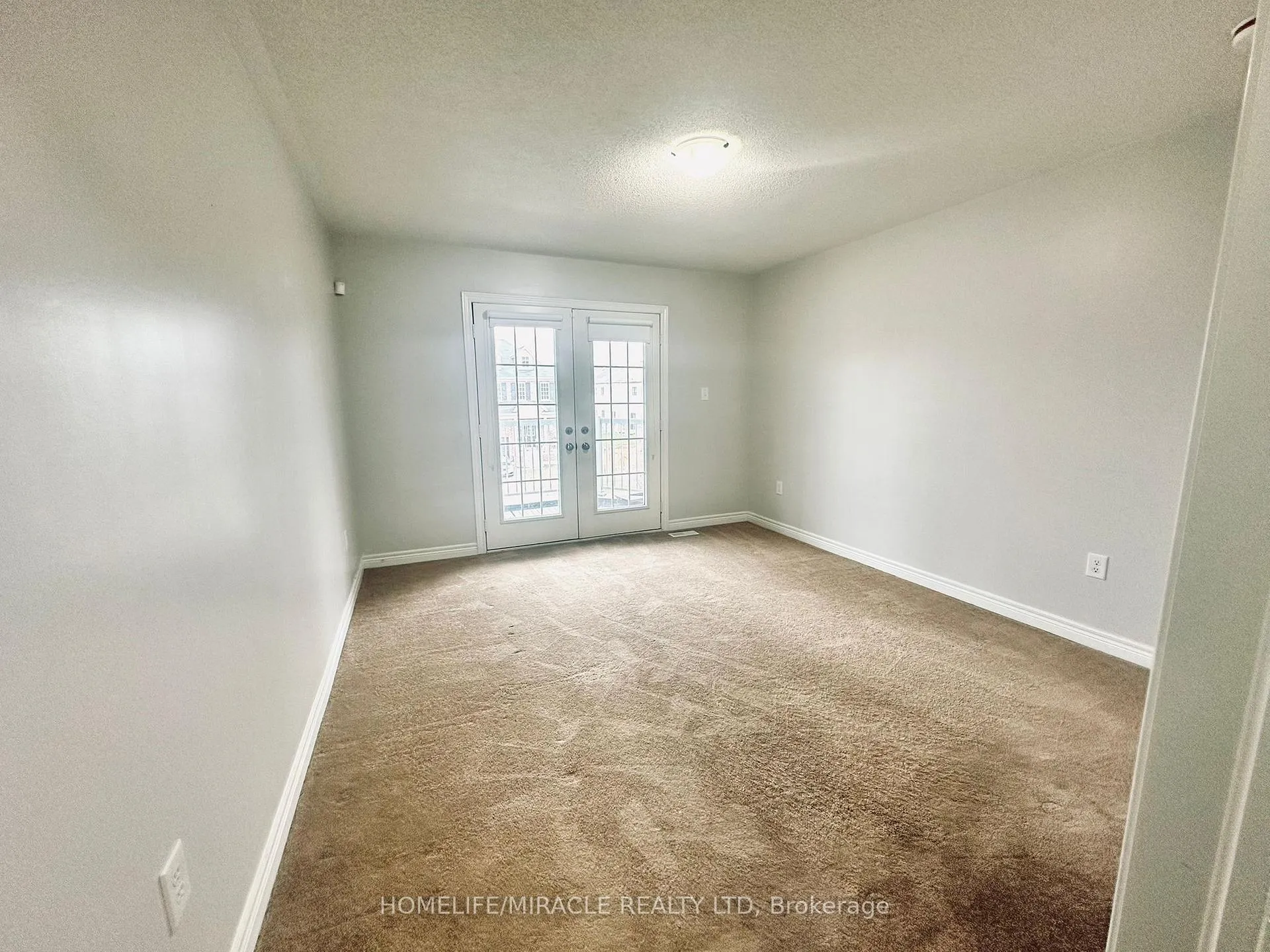 Photo 20 of 103 William Fair Drive, Clarington, Bowmanville — HOMEH