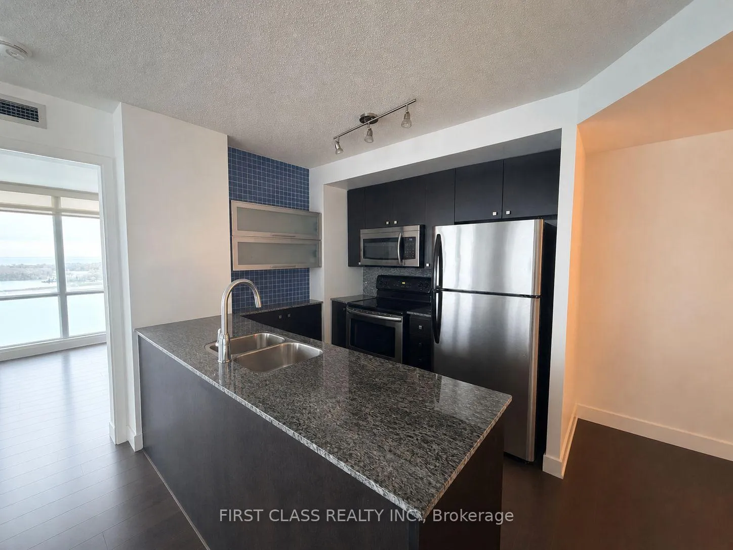 Photo 5 of Unit 3210, 11 Brunel Court, Toronto, Waterfront Communities — HOMEH