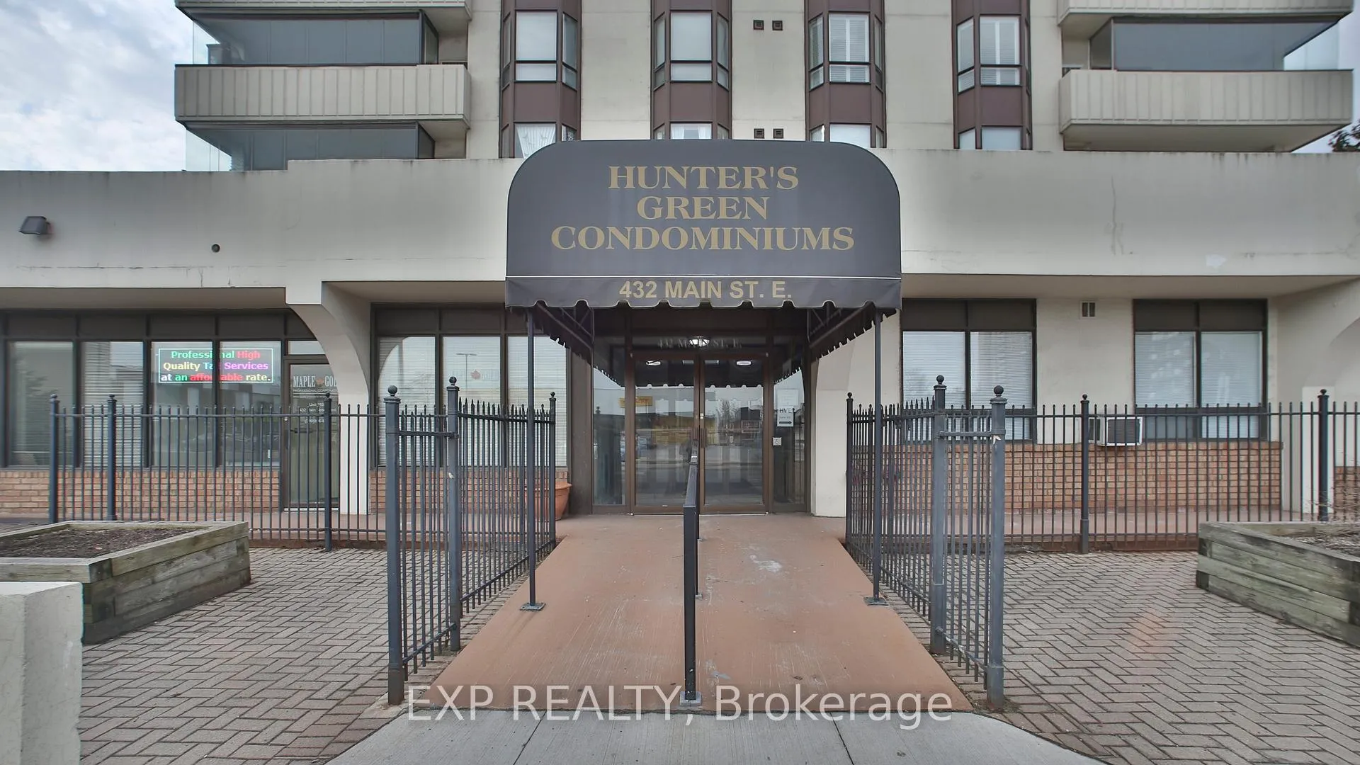 Photo 2 of Unit 802, 432 Main Street E, Hamilton, Stinson — HOMEH