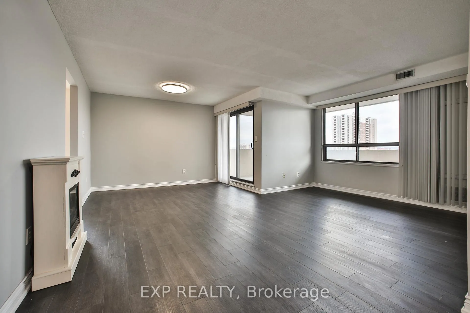 Photo 5 of Unit 802, 432 Main Street E, Hamilton, Stinson — HOMEH