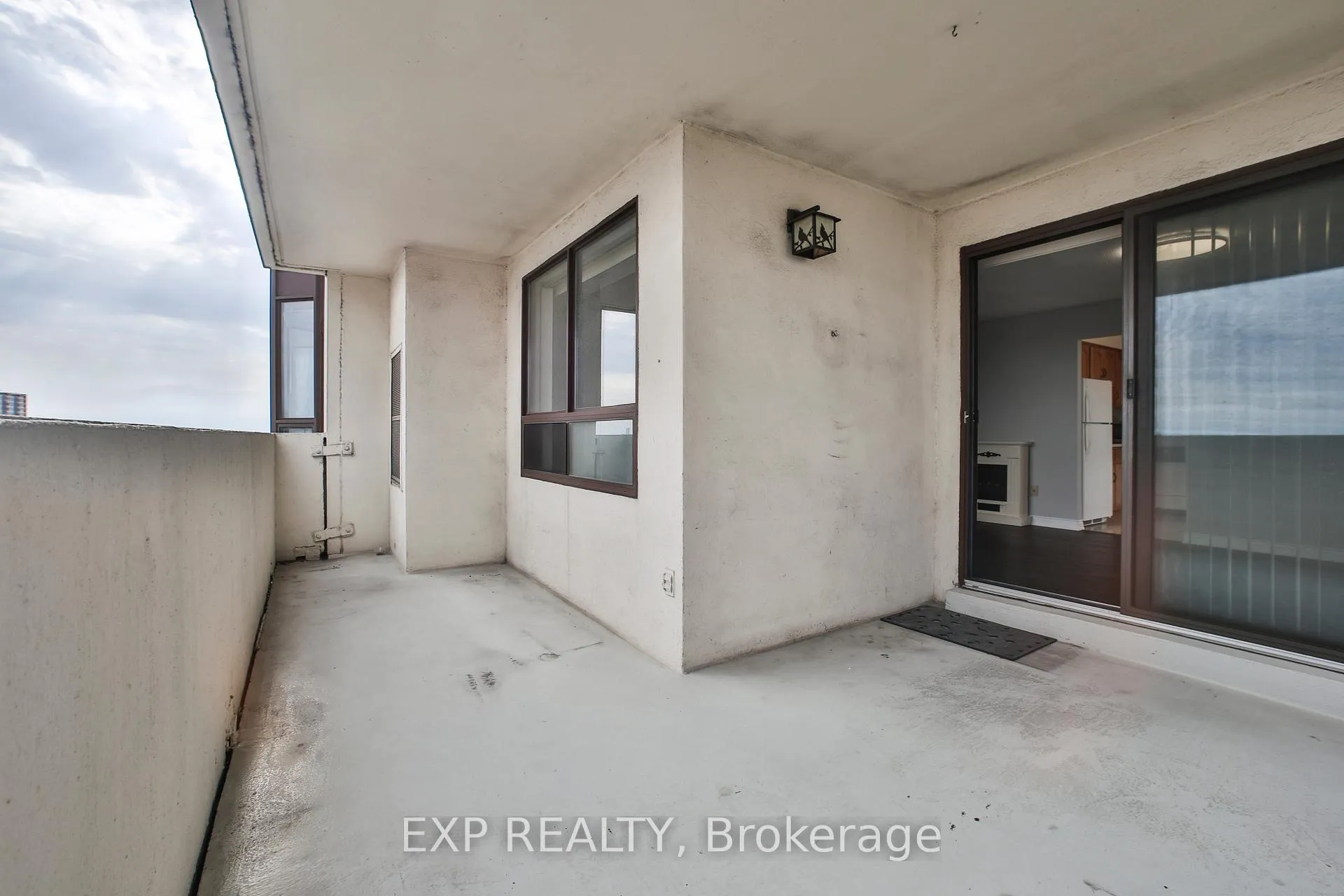 Photo 14 of Unit 802, 432 Main Street E, Hamilton, Stinson — HOMEH