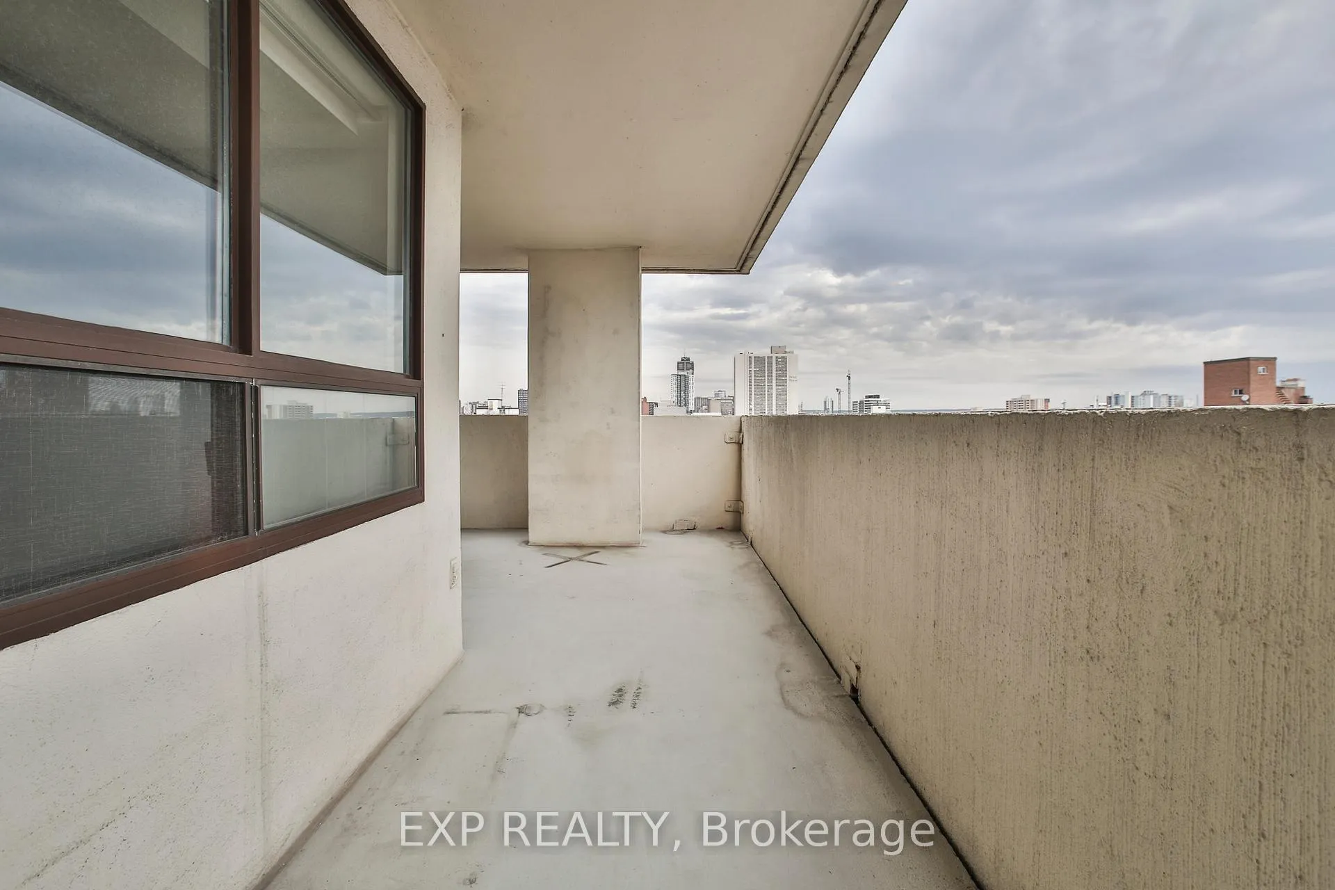Photo 15 of Unit 802, 432 Main Street E, Hamilton, Stinson — HOMEH