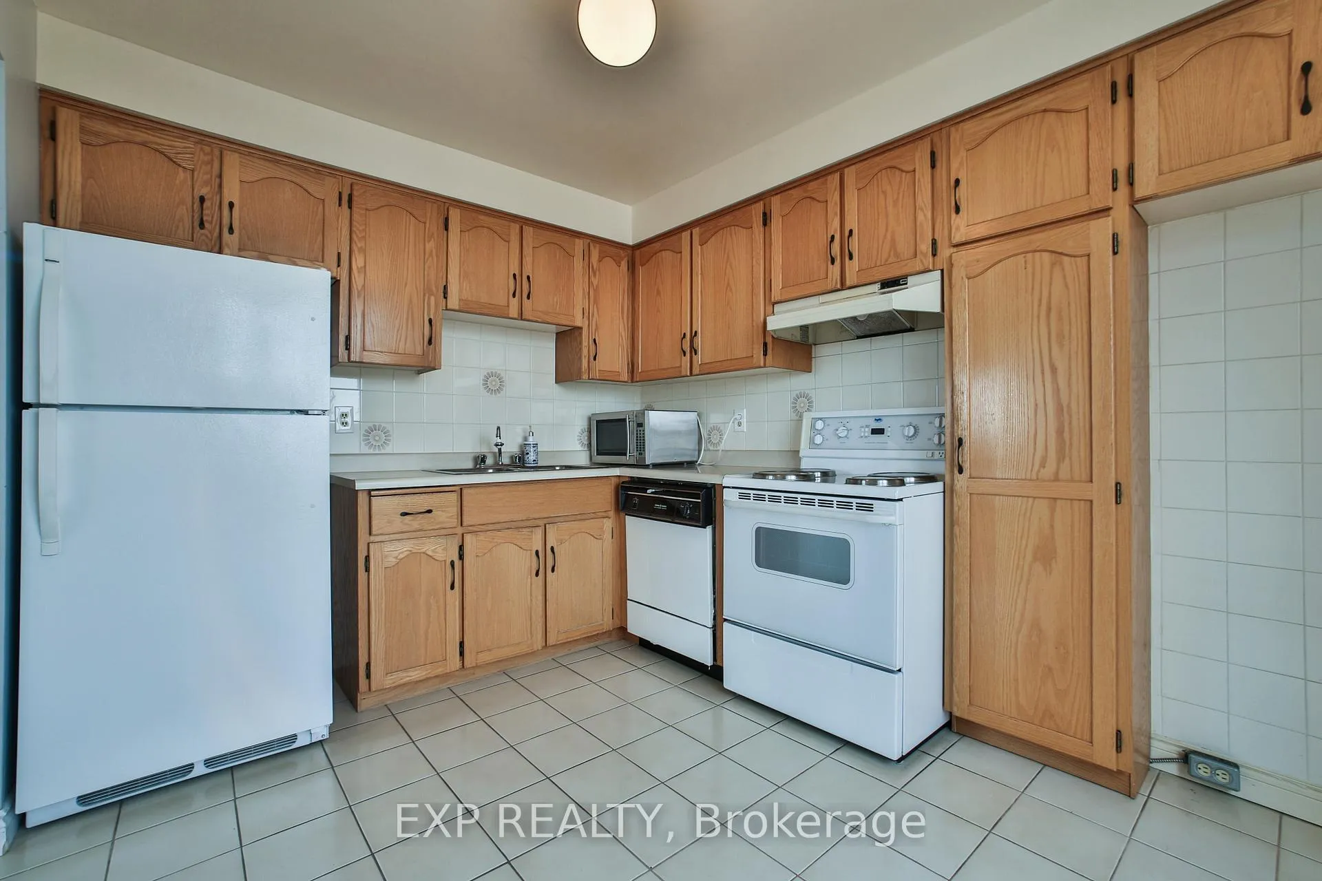 Photo 18 of Unit 802, 432 Main Street E, Hamilton, Stinson — HOMEH