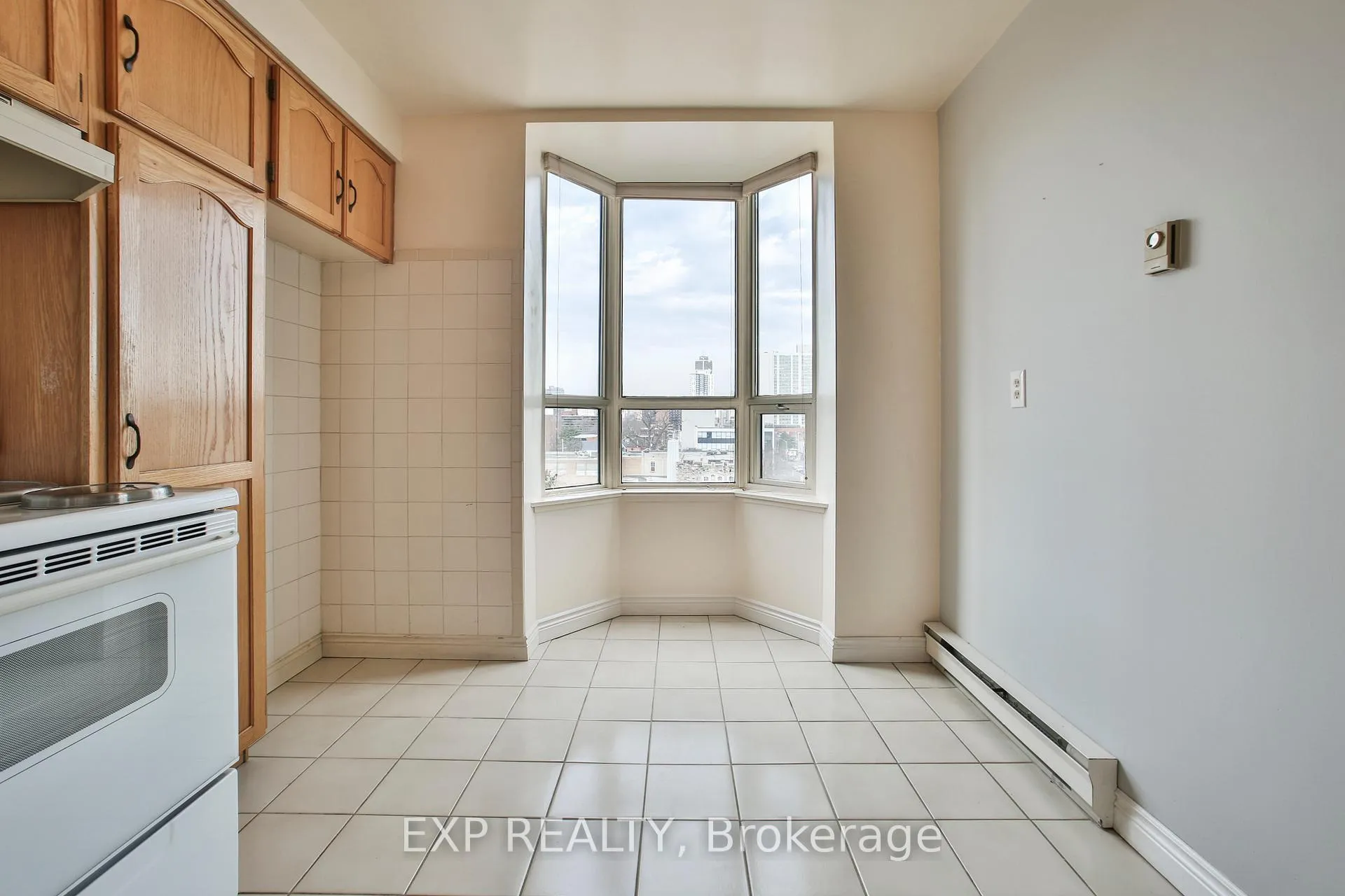 Photo 20 of Unit 802, 432 Main Street E, Hamilton, Stinson — HOMEH