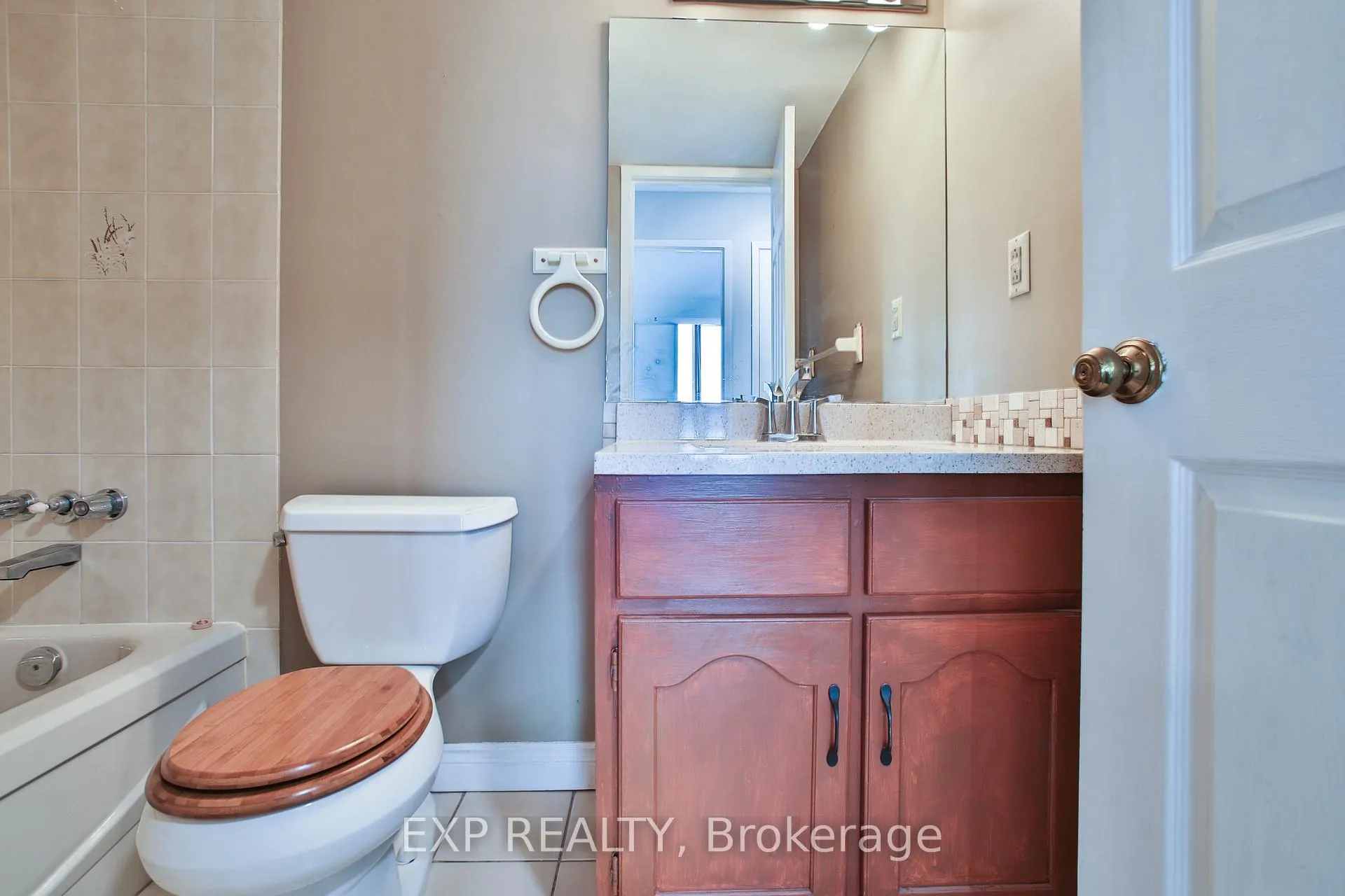 Photo 37 of Unit 802, 432 Main Street E, Hamilton, Stinson — HOMEH