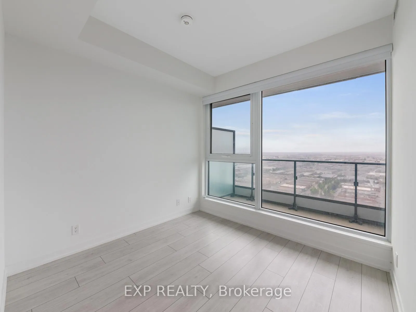 Photo 12 of Unit 3101, 898 Portage Parkway, Vaughan, Vaughan Corporate Centre — HOMEH