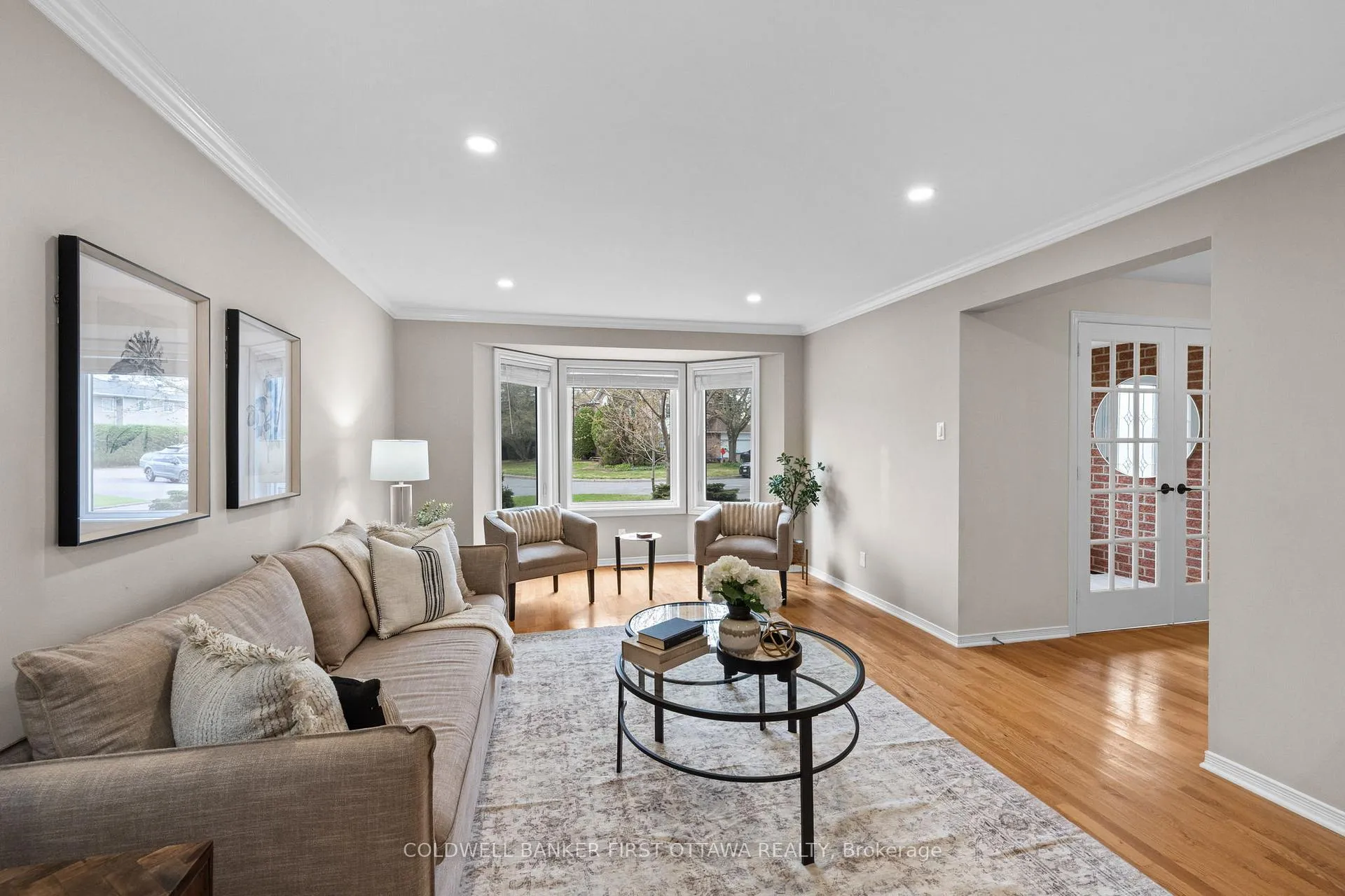 Photo 6 of 1645 Des Ravins Place, Ottawa, Chapel Hill — HOMEH