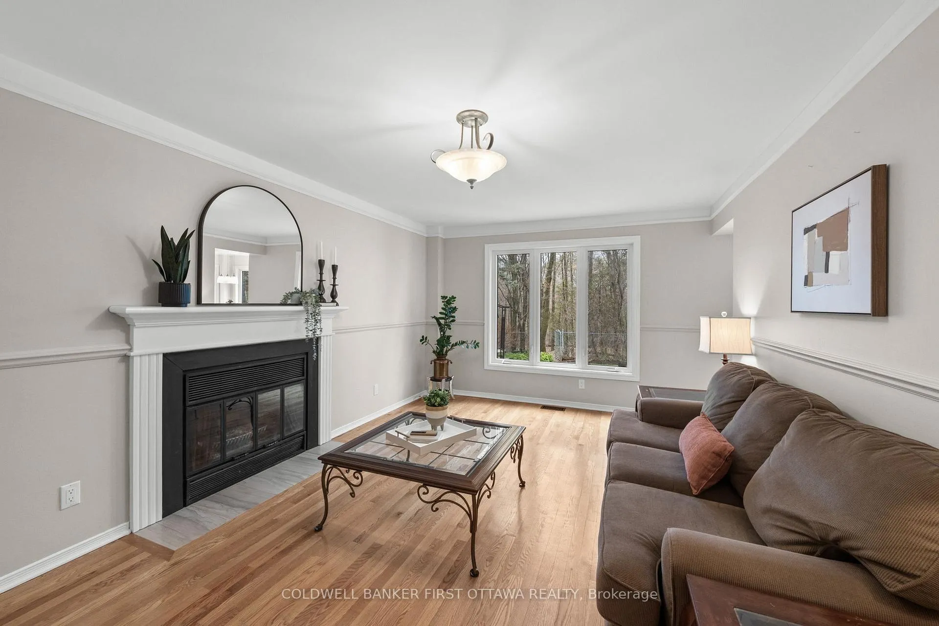 Photo 15 of 1645 Des Ravins Place, Ottawa, Chapel Hill — HOMEH