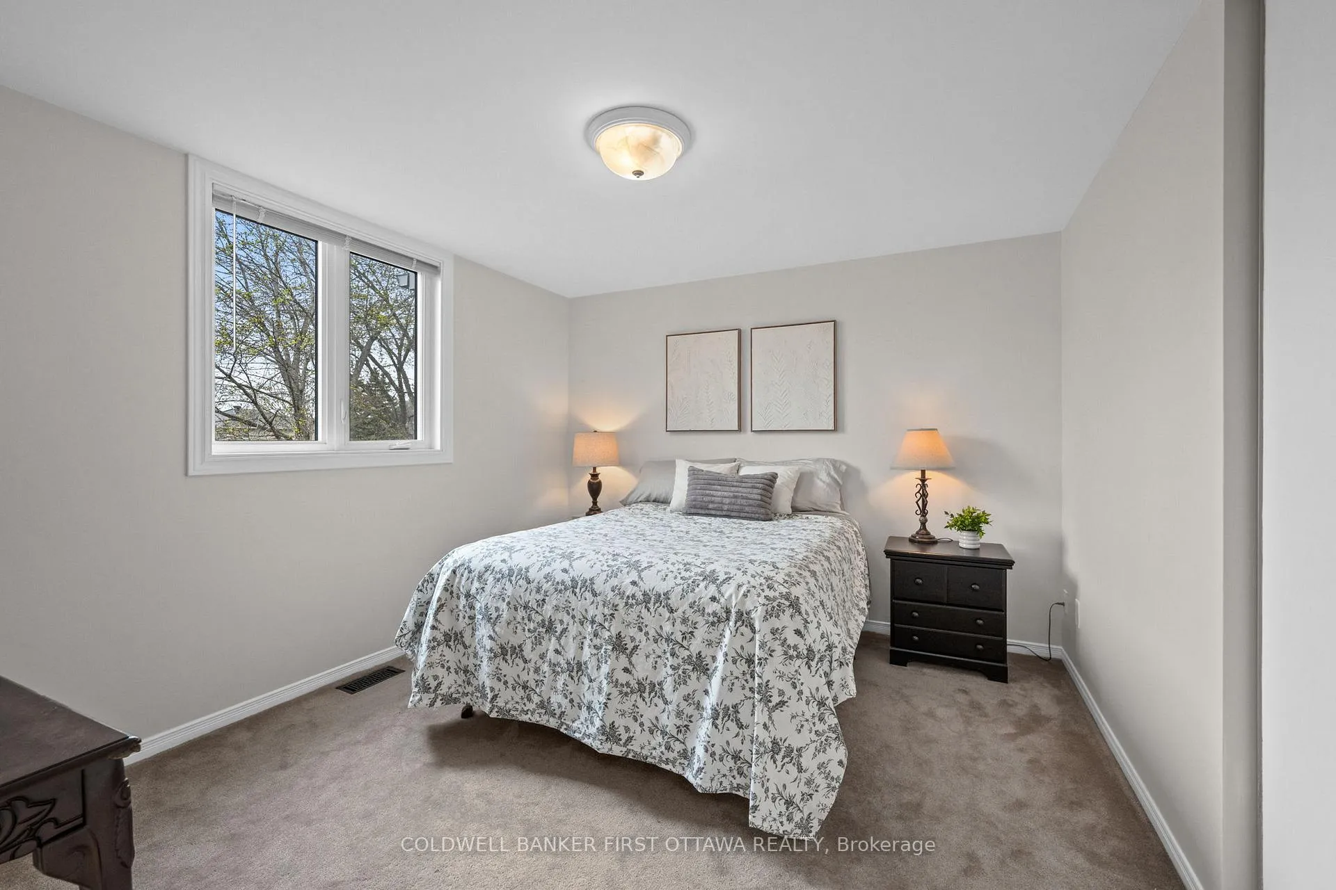 Photo 27 of 1645 Des Ravins Place, Ottawa, Chapel Hill — HOMEH
