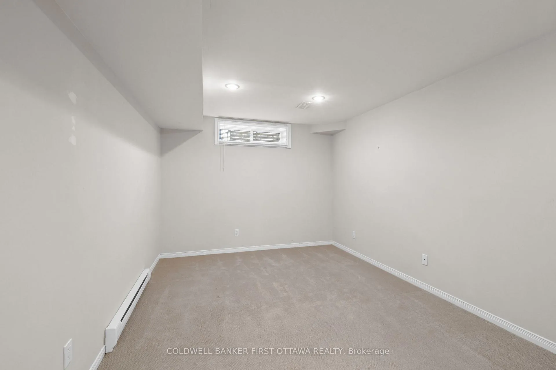 Photo 37 of 1645 Des Ravins Place, Ottawa, Chapel Hill — HOMEH