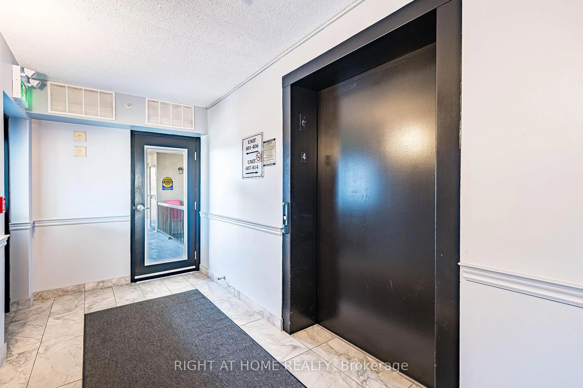 Photo 6 of Unit 401, 2045 Appleby Line, Burlington, Uptown — HOMEH