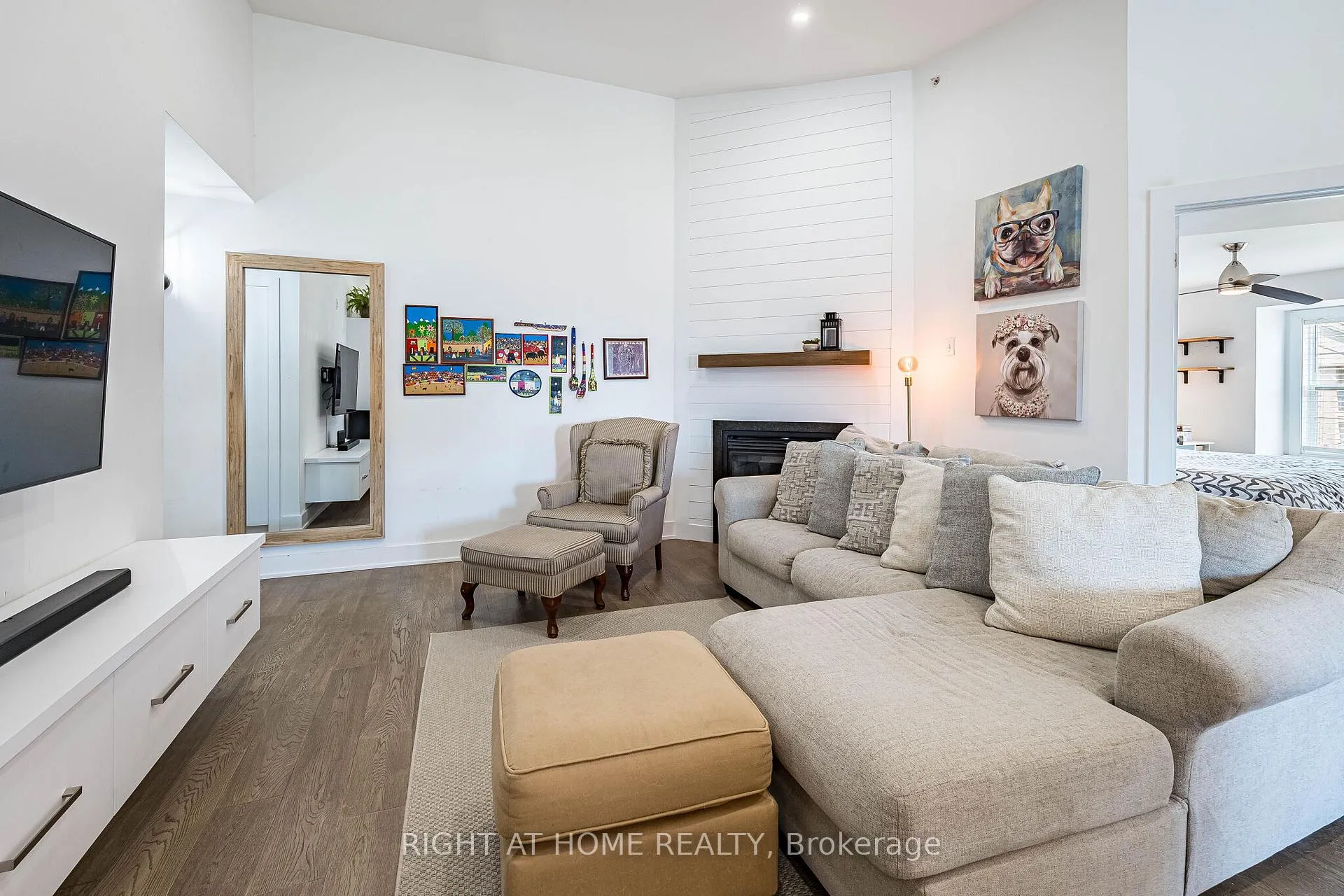 Photo 12 of Unit 401, 2045 Appleby Line, Burlington, Uptown — HOMEH