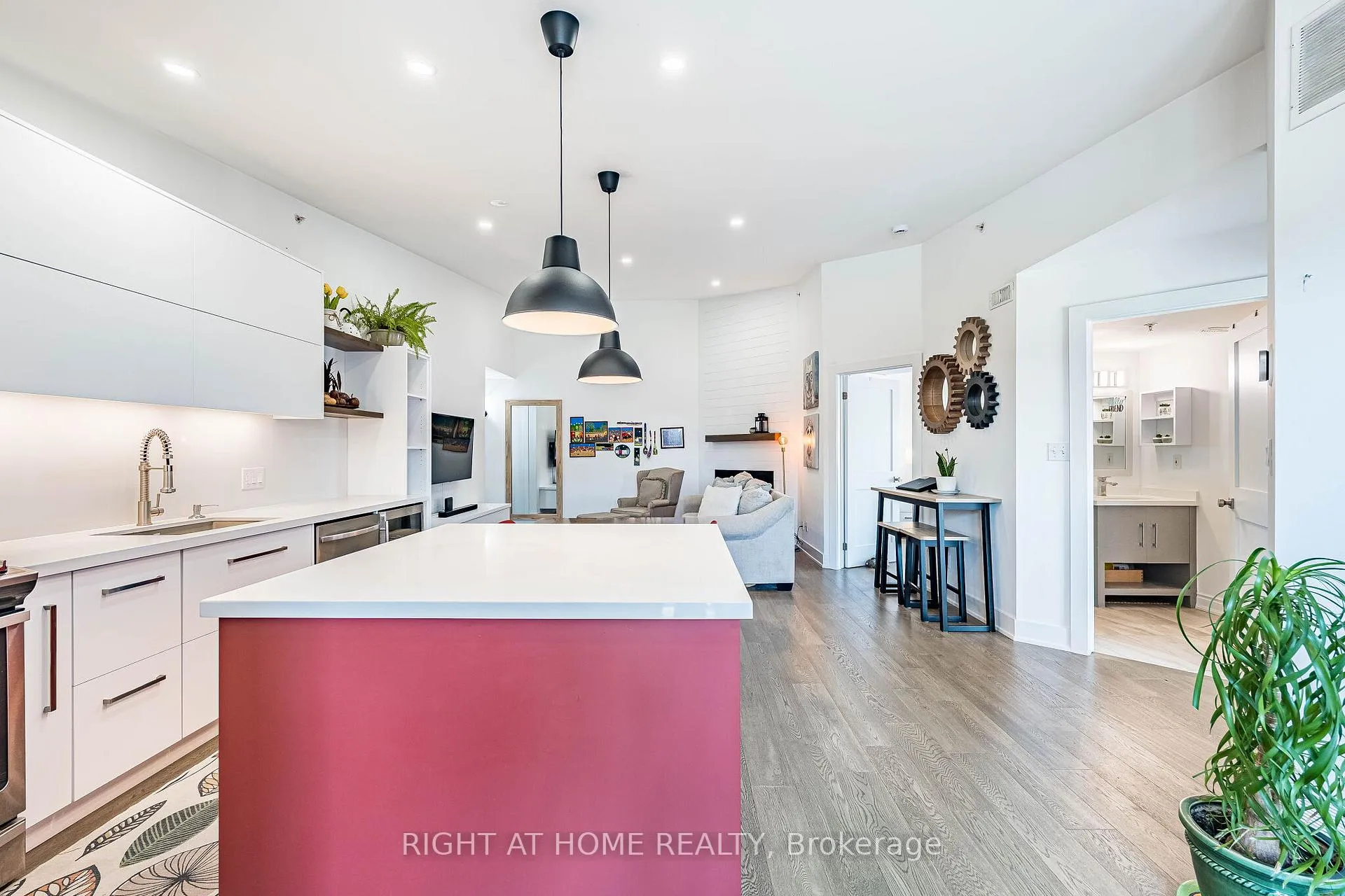 Photo 18 of Unit 401, 2045 Appleby Line, Burlington, Uptown — HOMEH