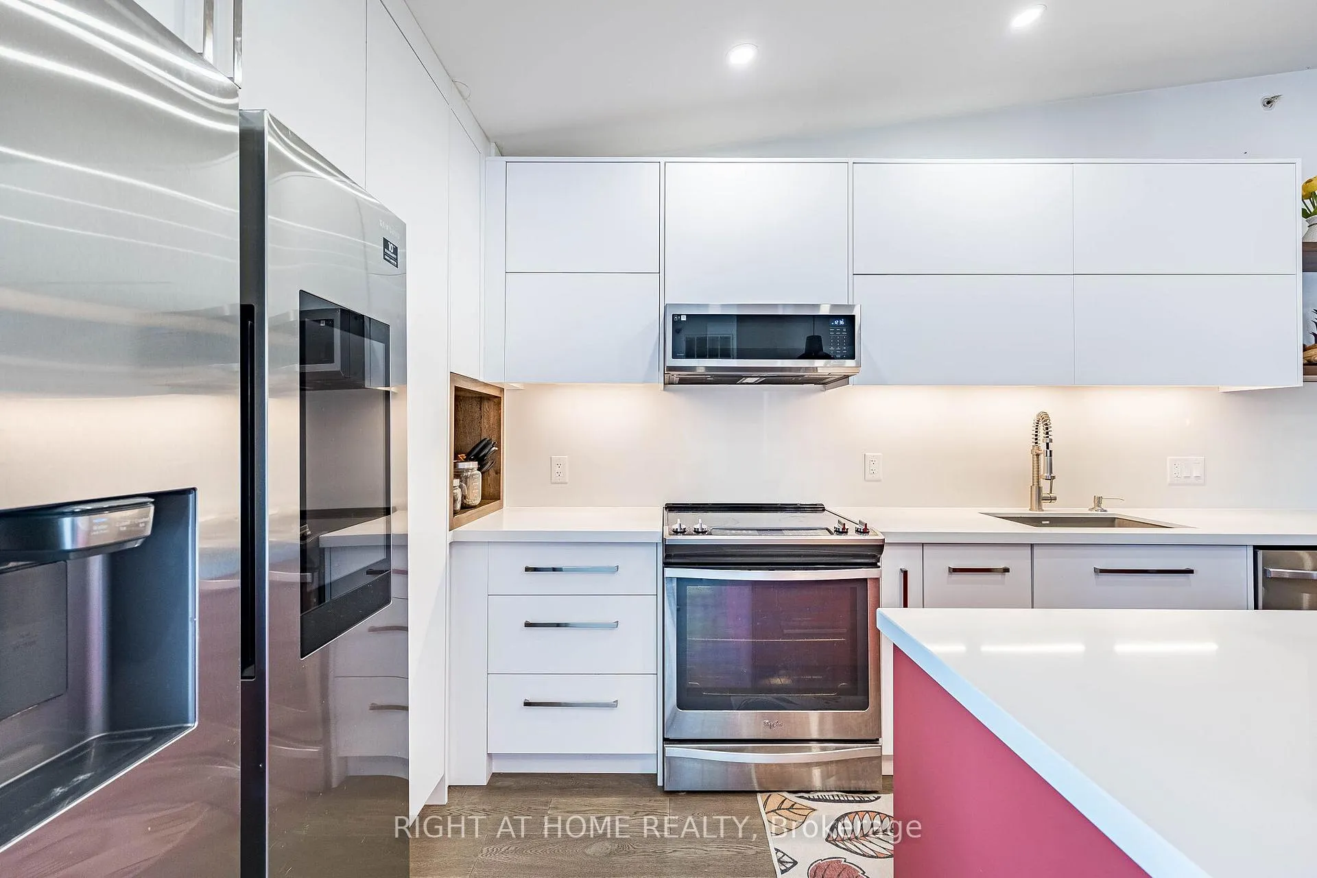 Photo 21 of Unit 401, 2045 Appleby Line, Burlington, Uptown — HOMEH