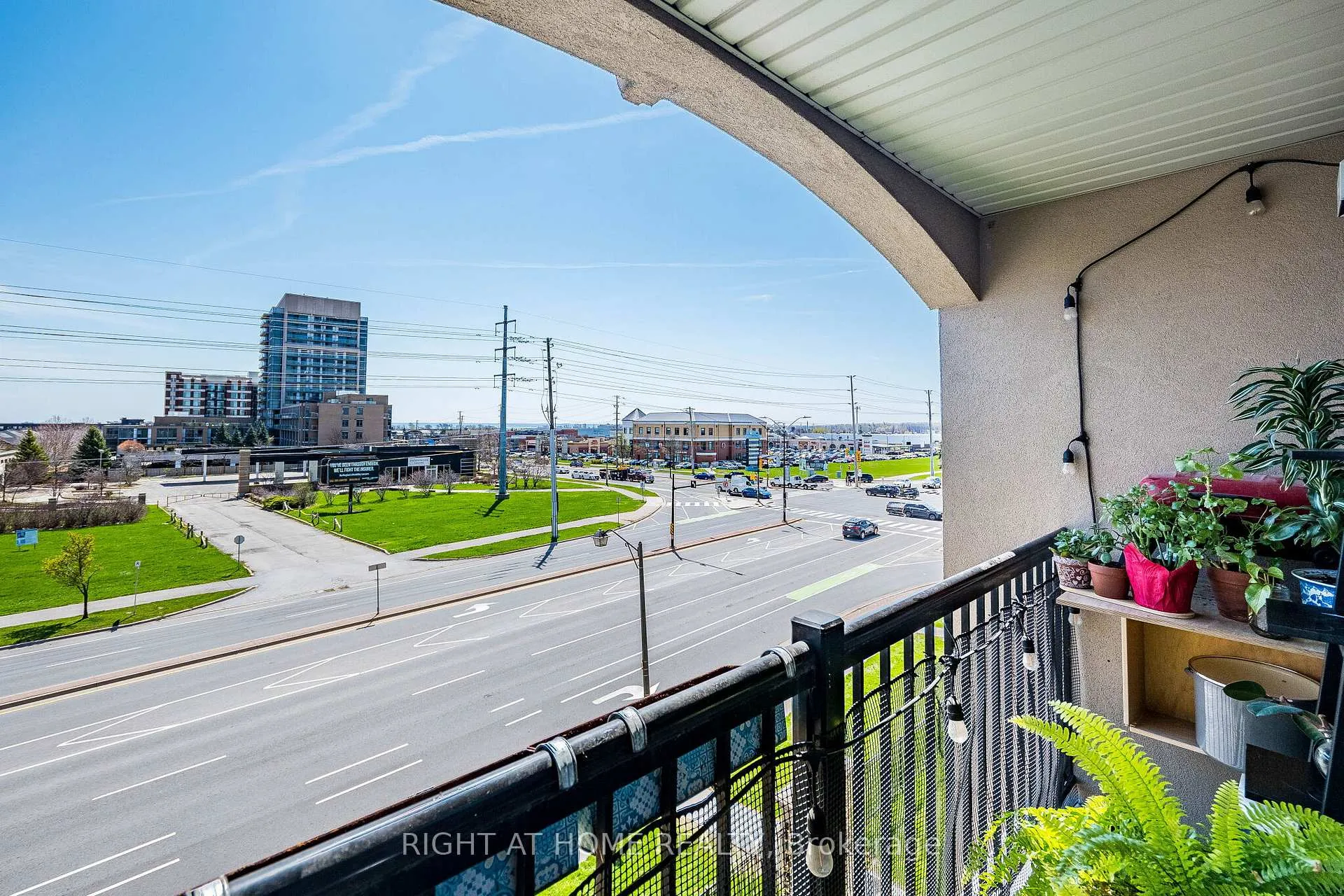 Photo 45 of Unit 401, 2045 Appleby Line, Burlington, Uptown — HOMEH