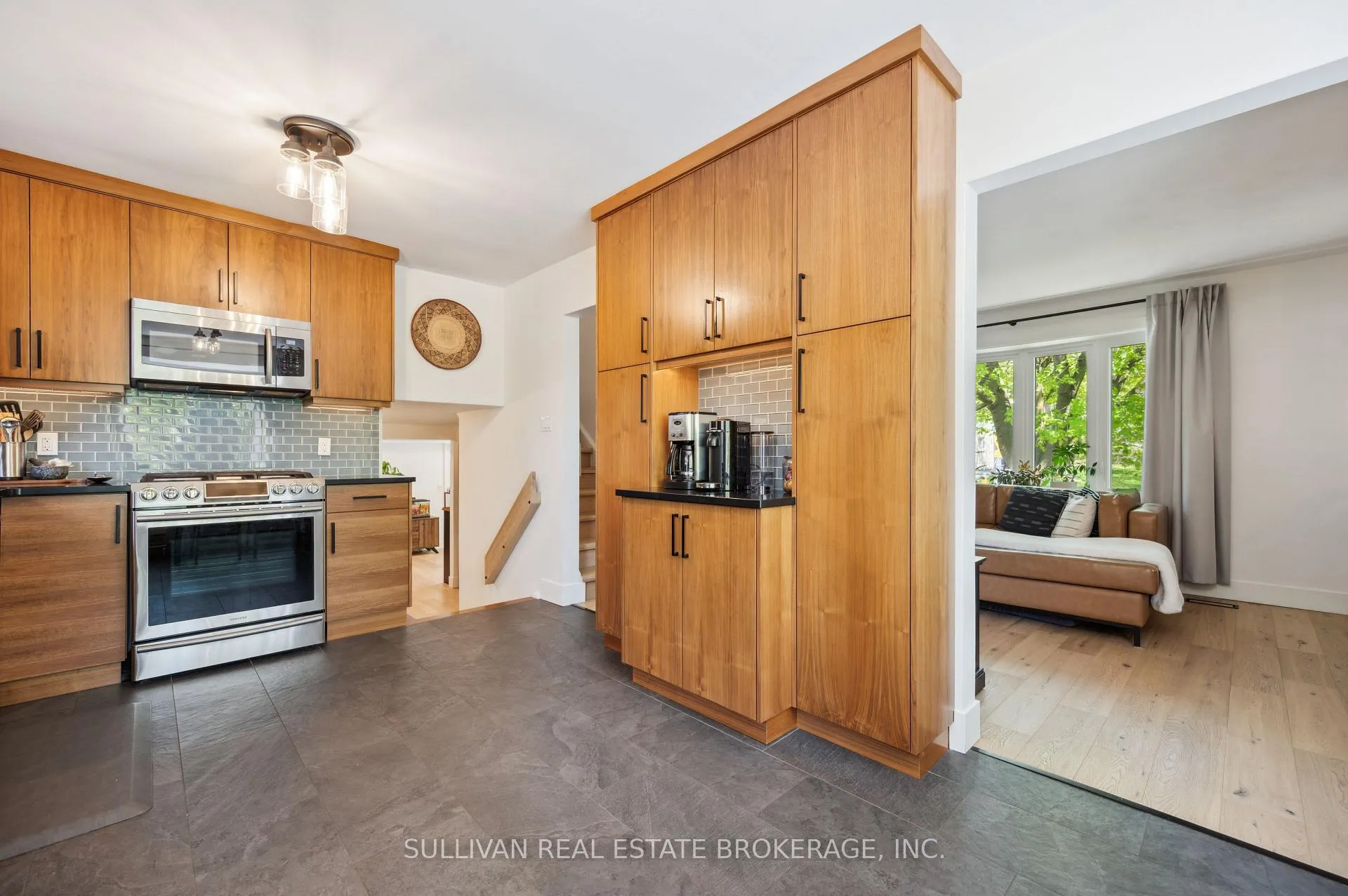 Photo 10 of 185 Carter Avenue, Waterloo, Lincoln Heights — HOMEH