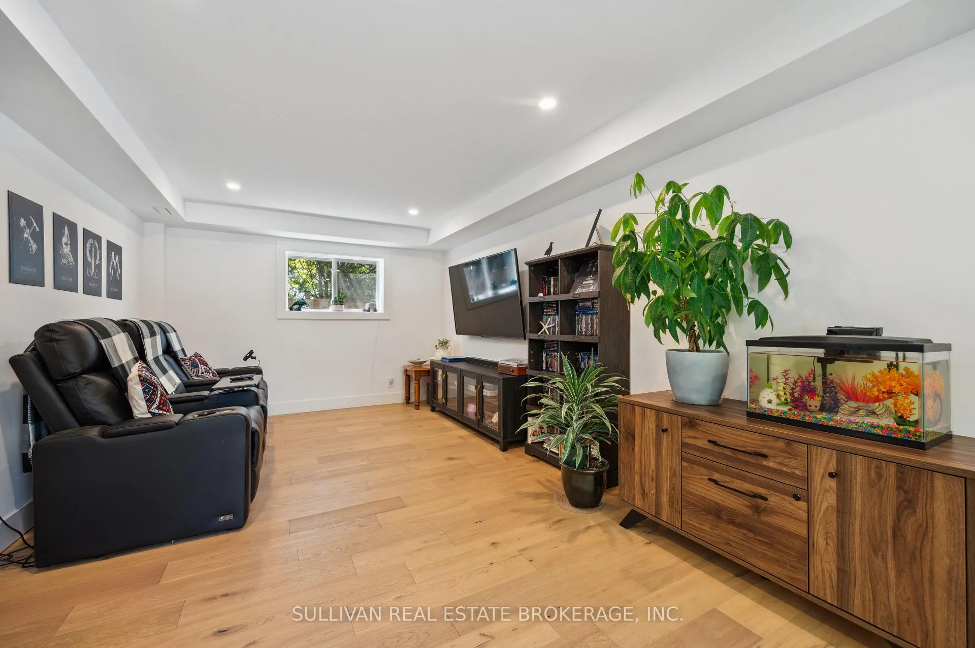 Photo 12 of 185 Carter Avenue, Waterloo, Lincoln Heights — HOMEH
