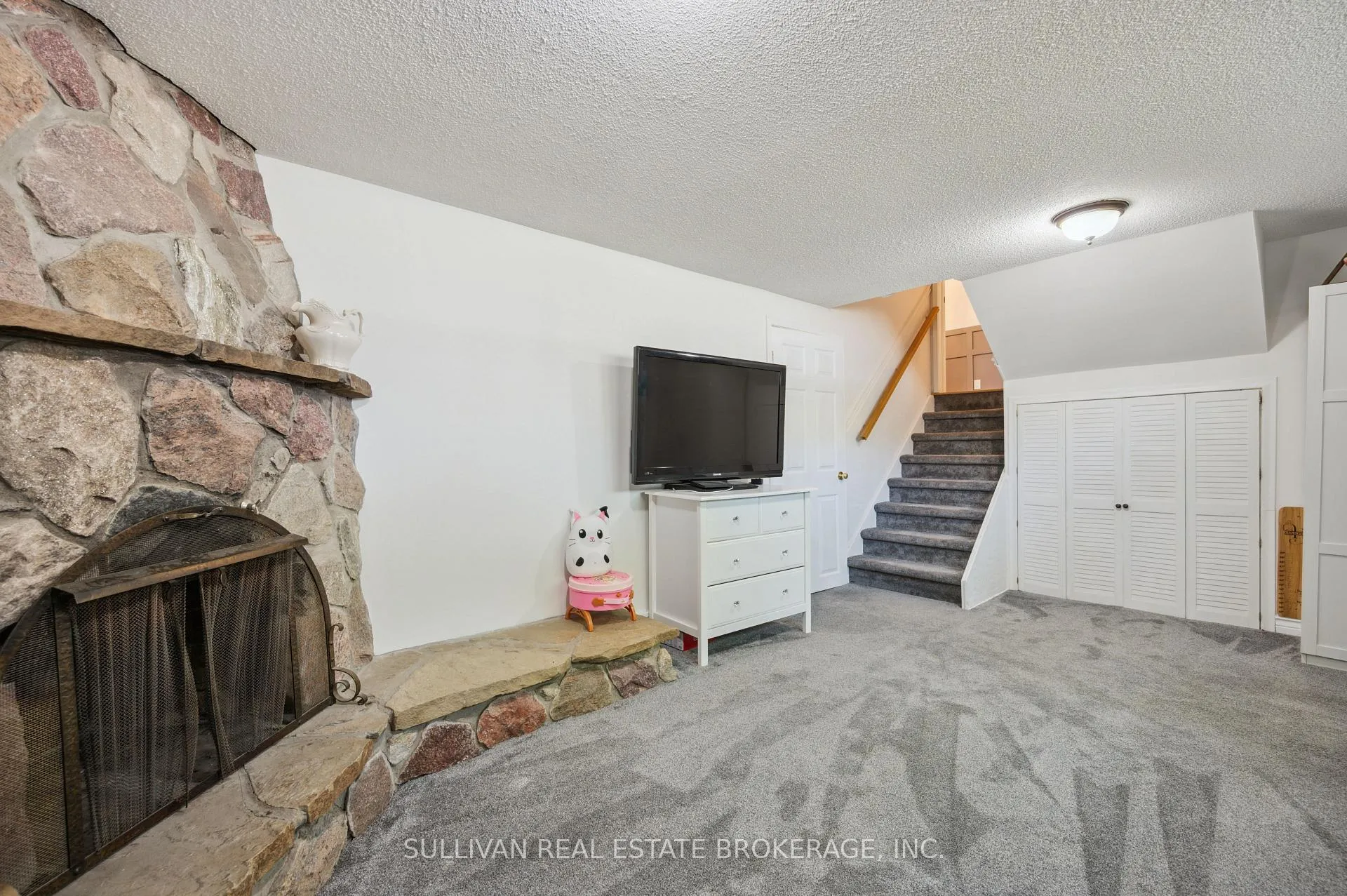 Photo 24 of 185 Carter Avenue, Waterloo, Lincoln Heights — HOMEH
