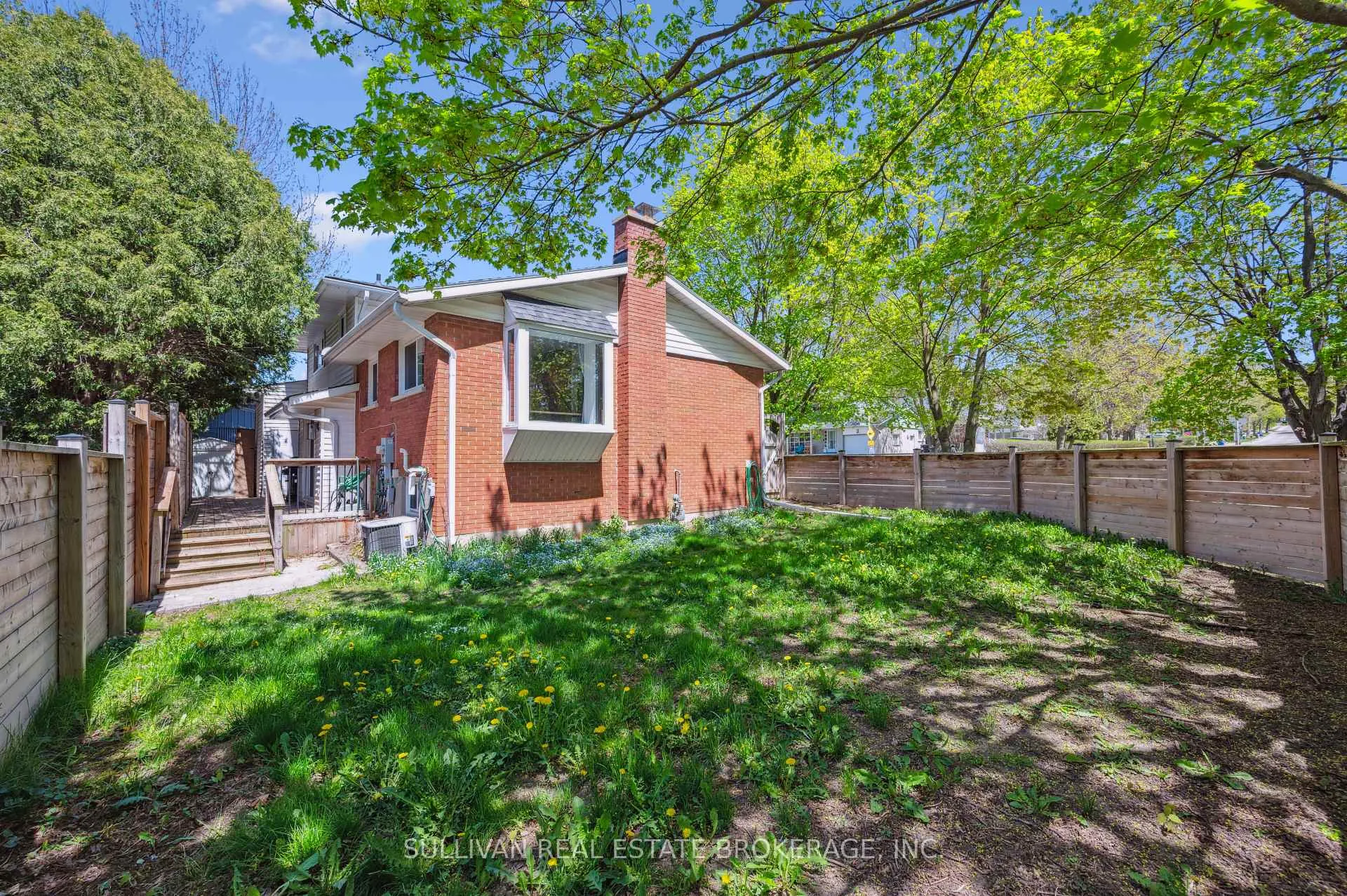 Photo 32 of 185 Carter Avenue, Waterloo, Lincoln Heights — HOMEH