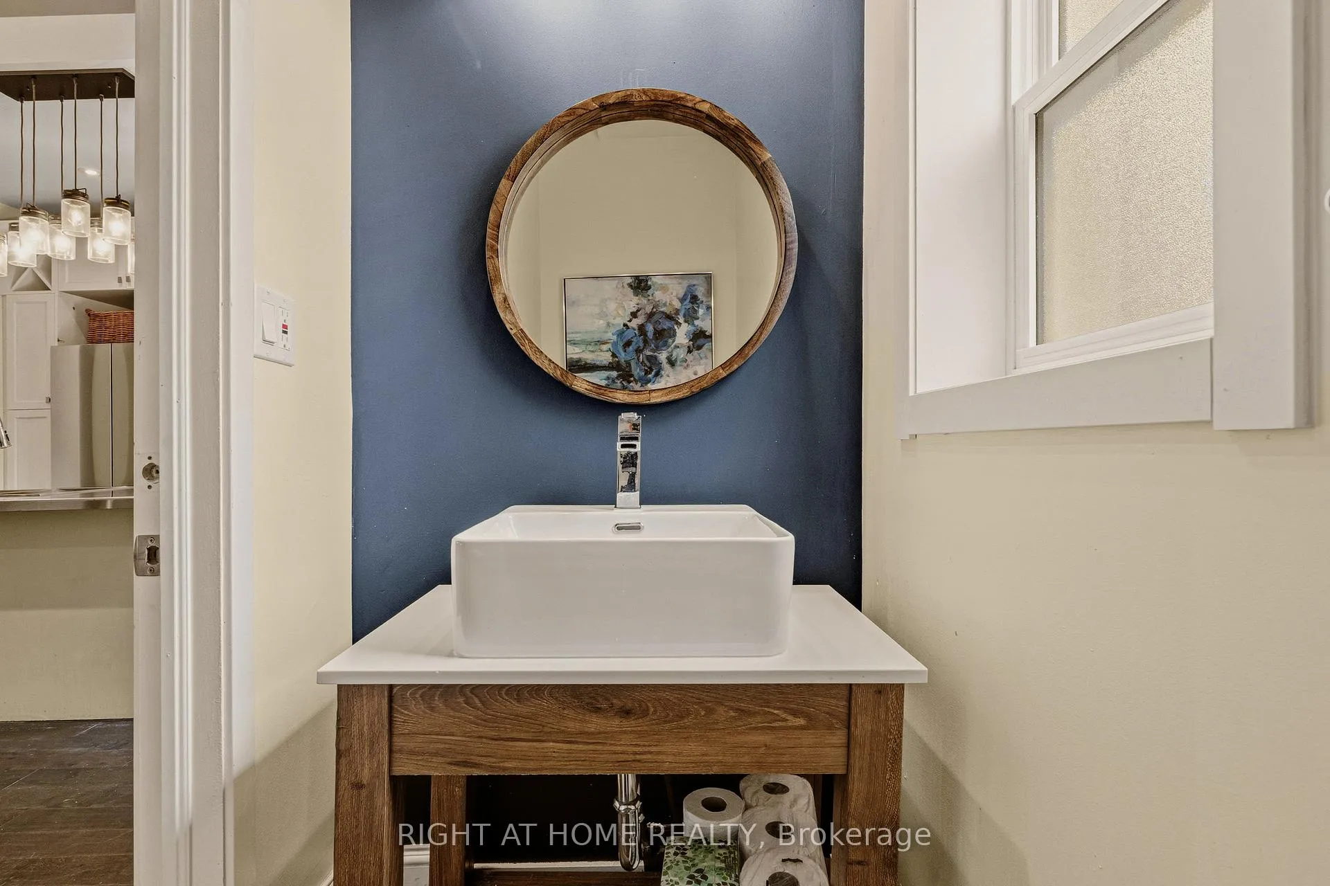 Photo 15 of 104 Barnesdale Avenue N, Hamilton, Stipley — HOMEH
