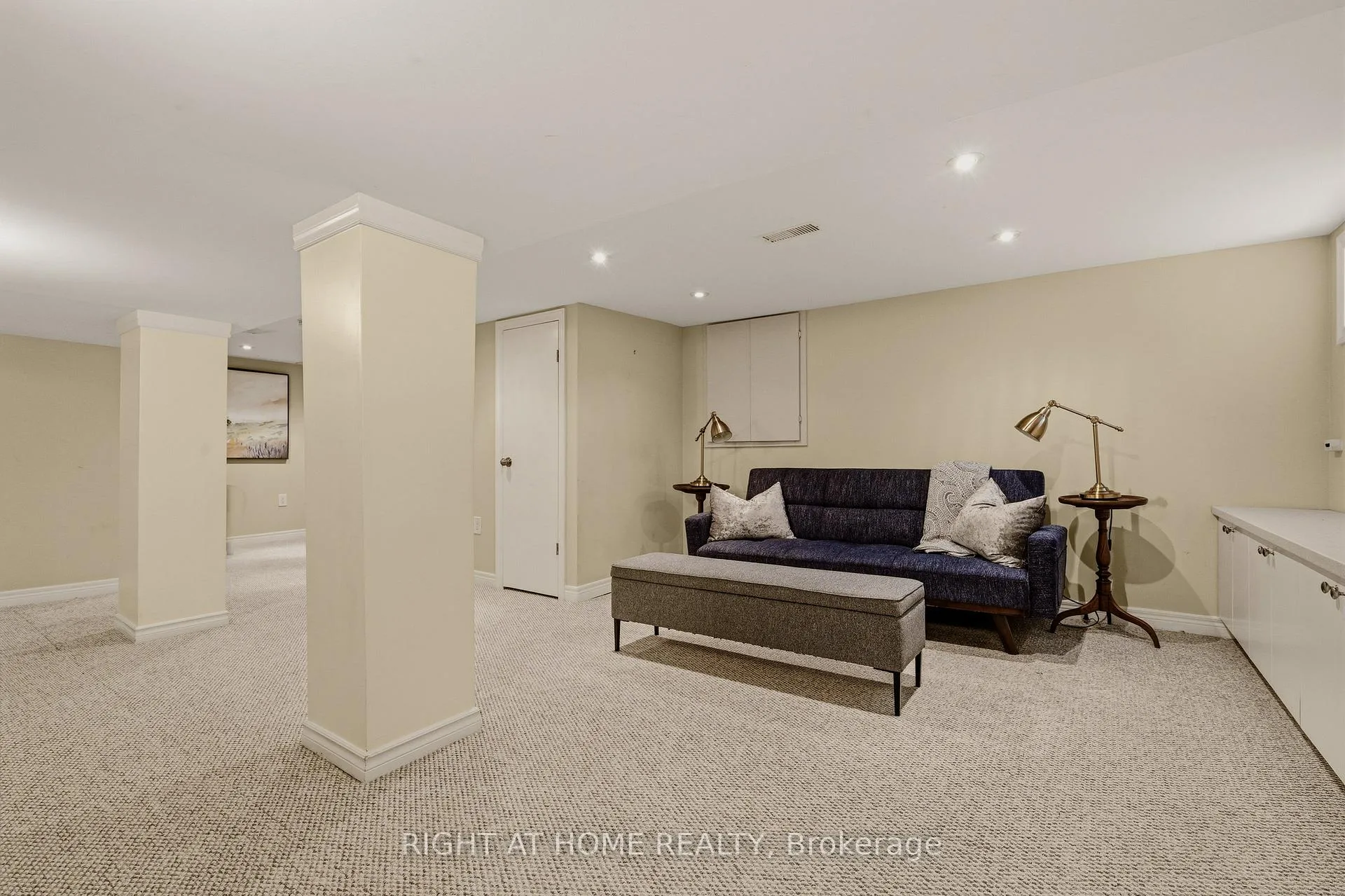 Photo 23 of 104 Barnesdale Avenue N, Hamilton, Stipley — HOMEH